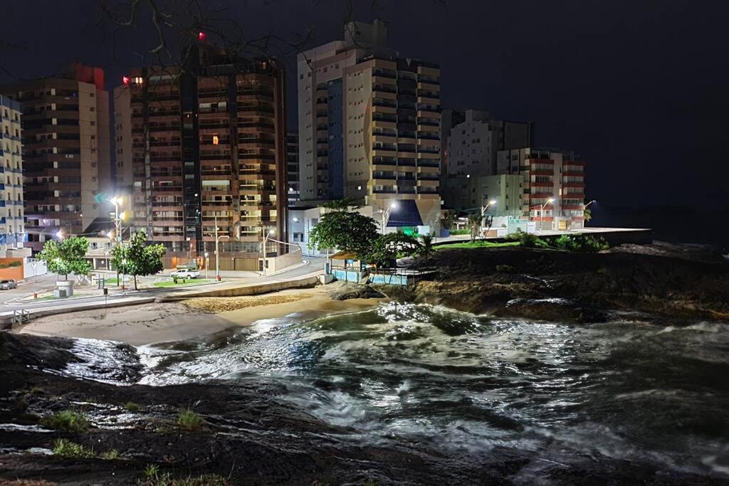 Apartamento luxo ar condicionado ótima localização