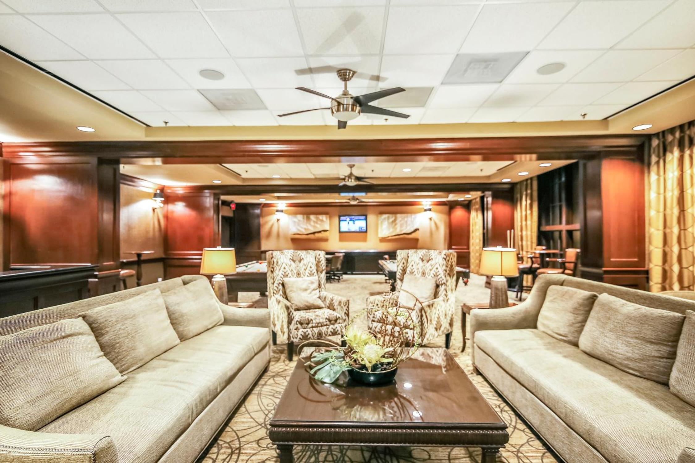 lounge