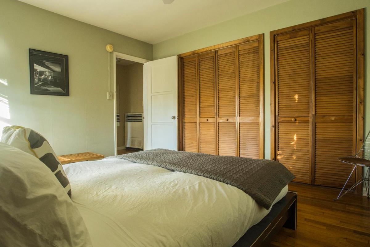 Los Angeles Vacations - The Venice Beachwood - Property Image 2