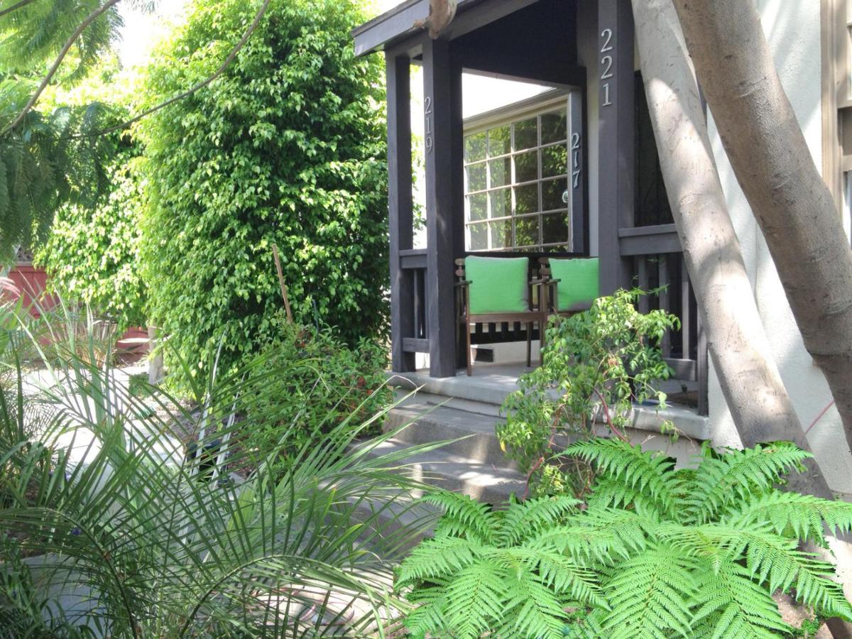 Los Angeles Vacations - The Venice Beachwood - Property Image 12