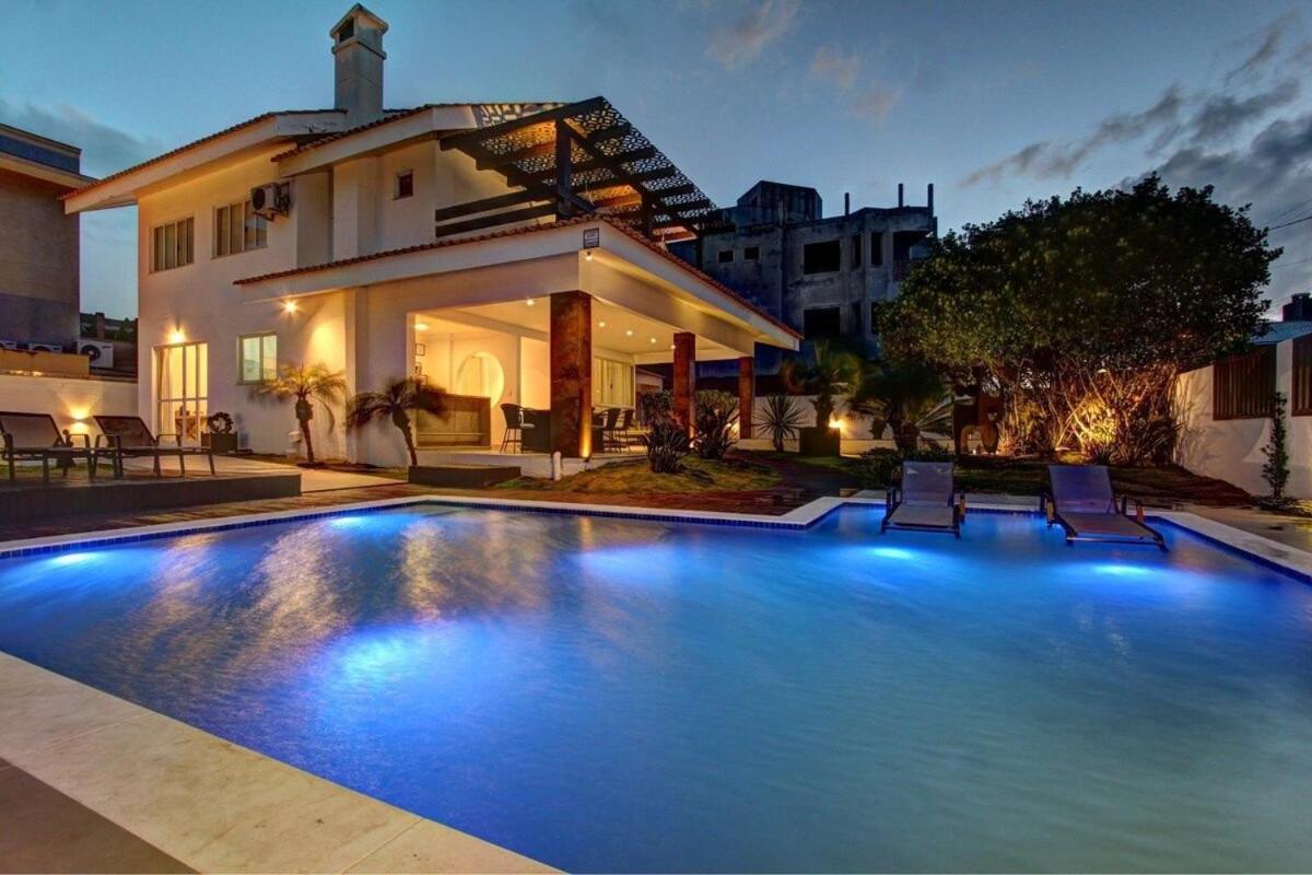 Casa do Artista a 60m do mar, piscina, 4 quartos