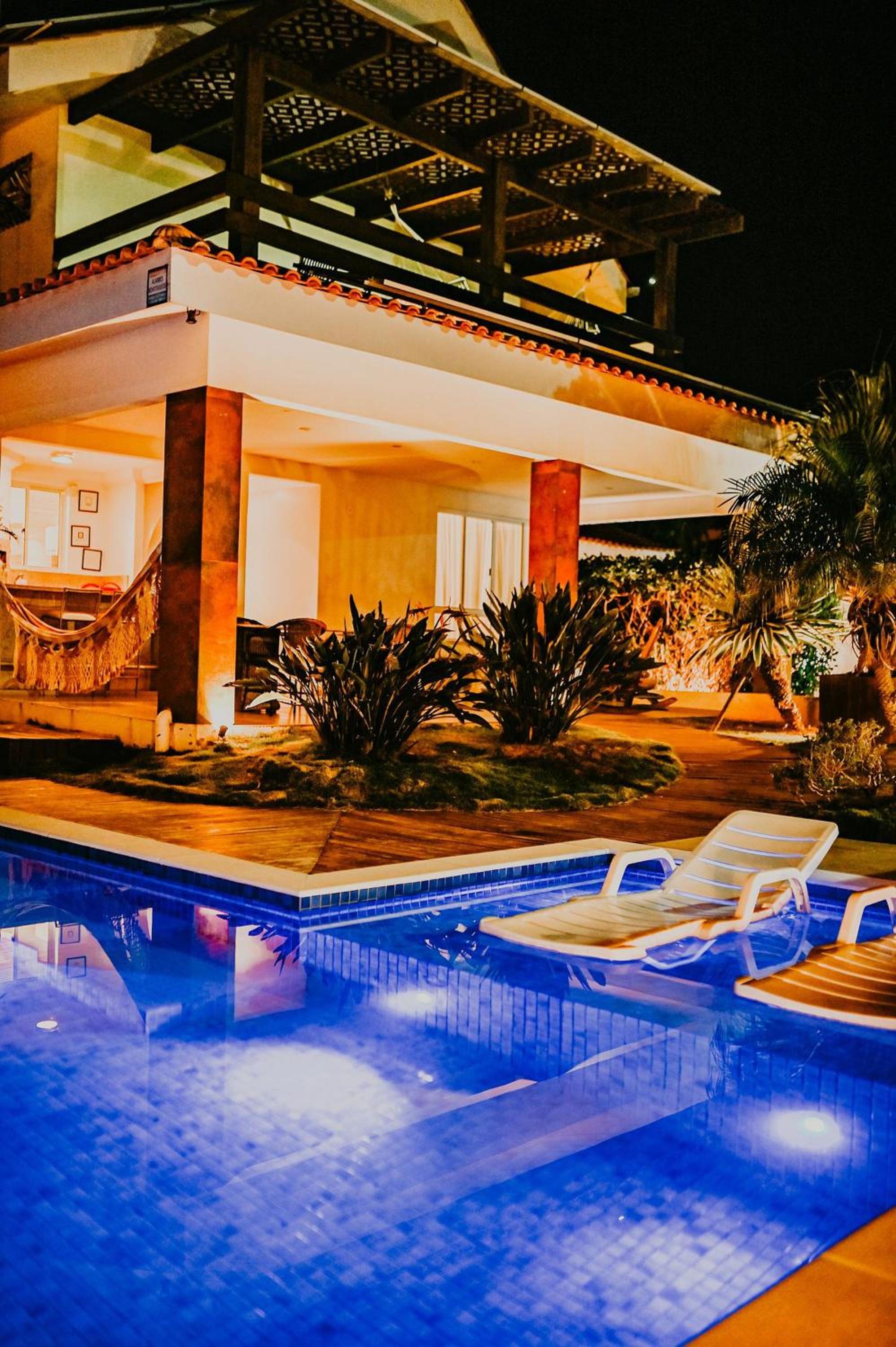 Casa do Artista a 60m do mar, piscina, 4 quartos