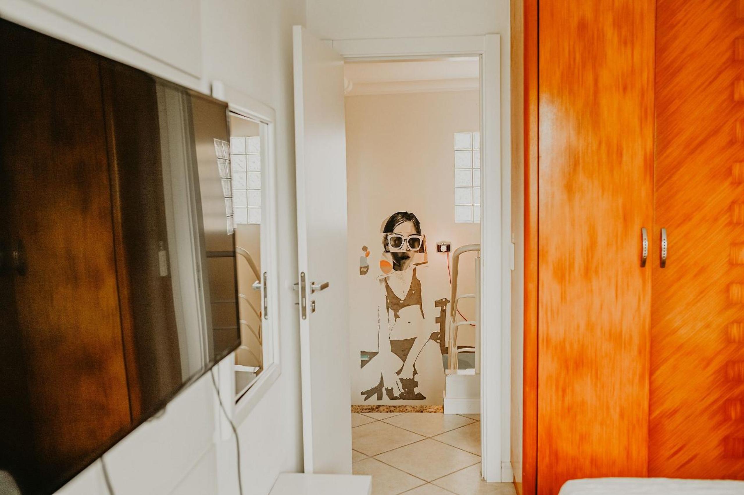 Casa do Artista a 60m do mar, piscina, 4 quartos