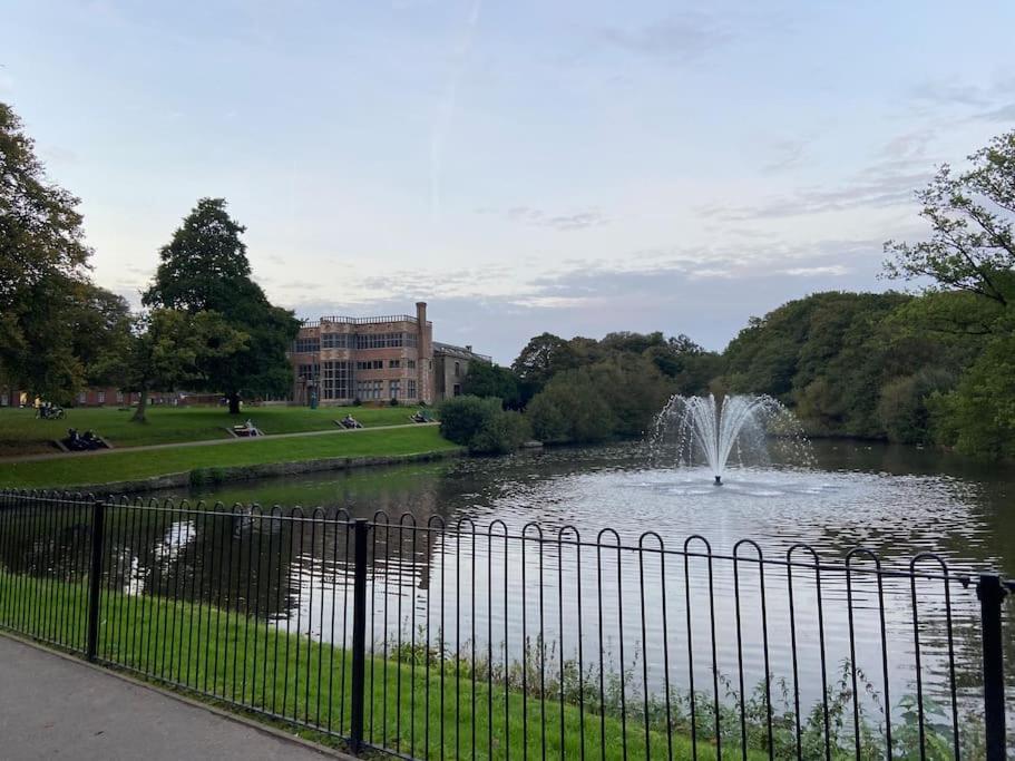 Newly refurbished house -Astley village view 3