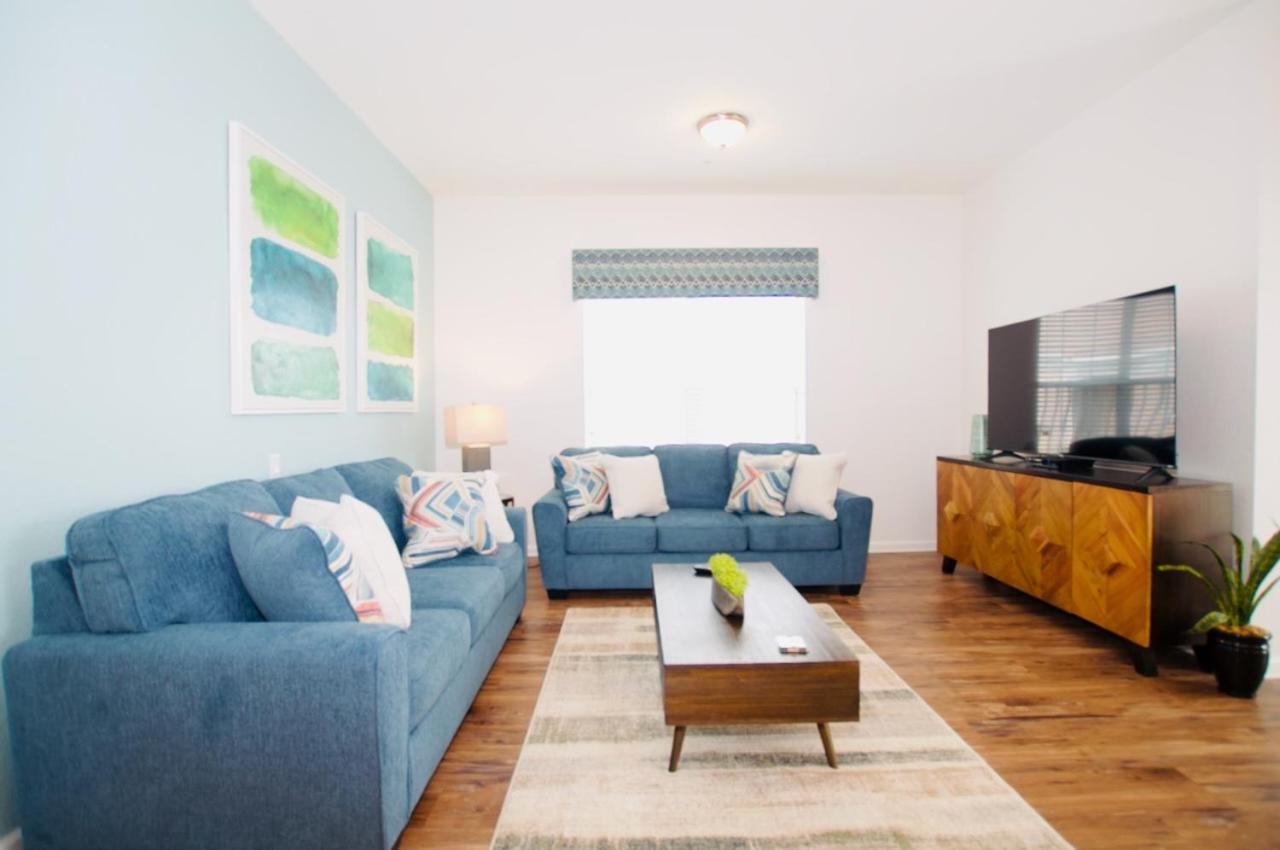 Vista Cay at Epic Universe - Luxury 4 bedroom condo