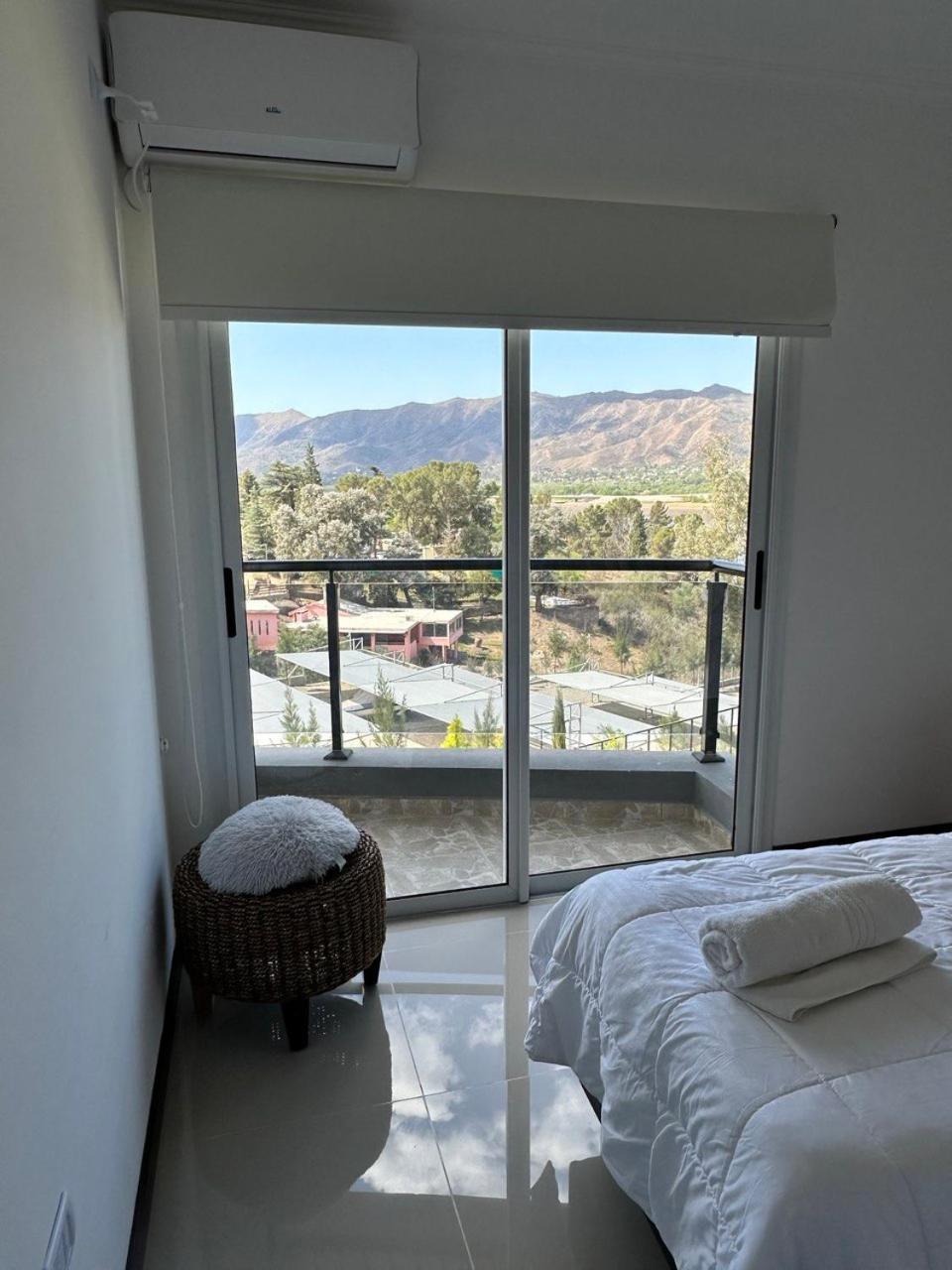Veneto Village Departamento 5min De Carlos Paz- Vista al lago
