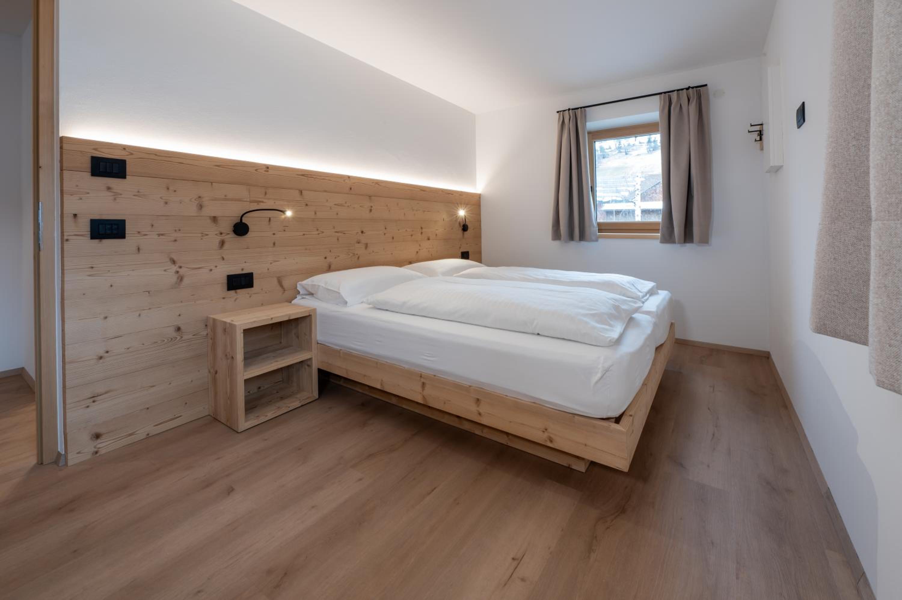 Apartments Corcela