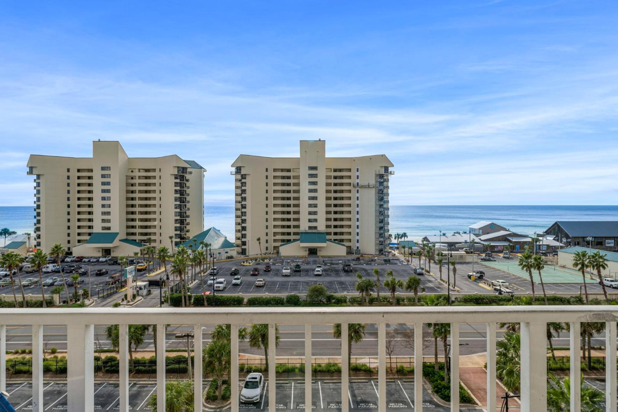 Laketown Wharf #519 by Nautical Properties view 3