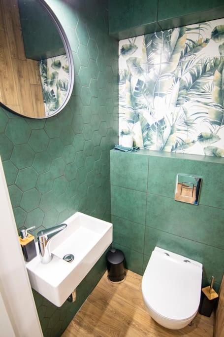 Jungle apartment in the center