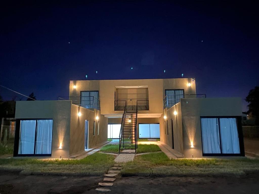 Complejo Giraluna - Image 1
