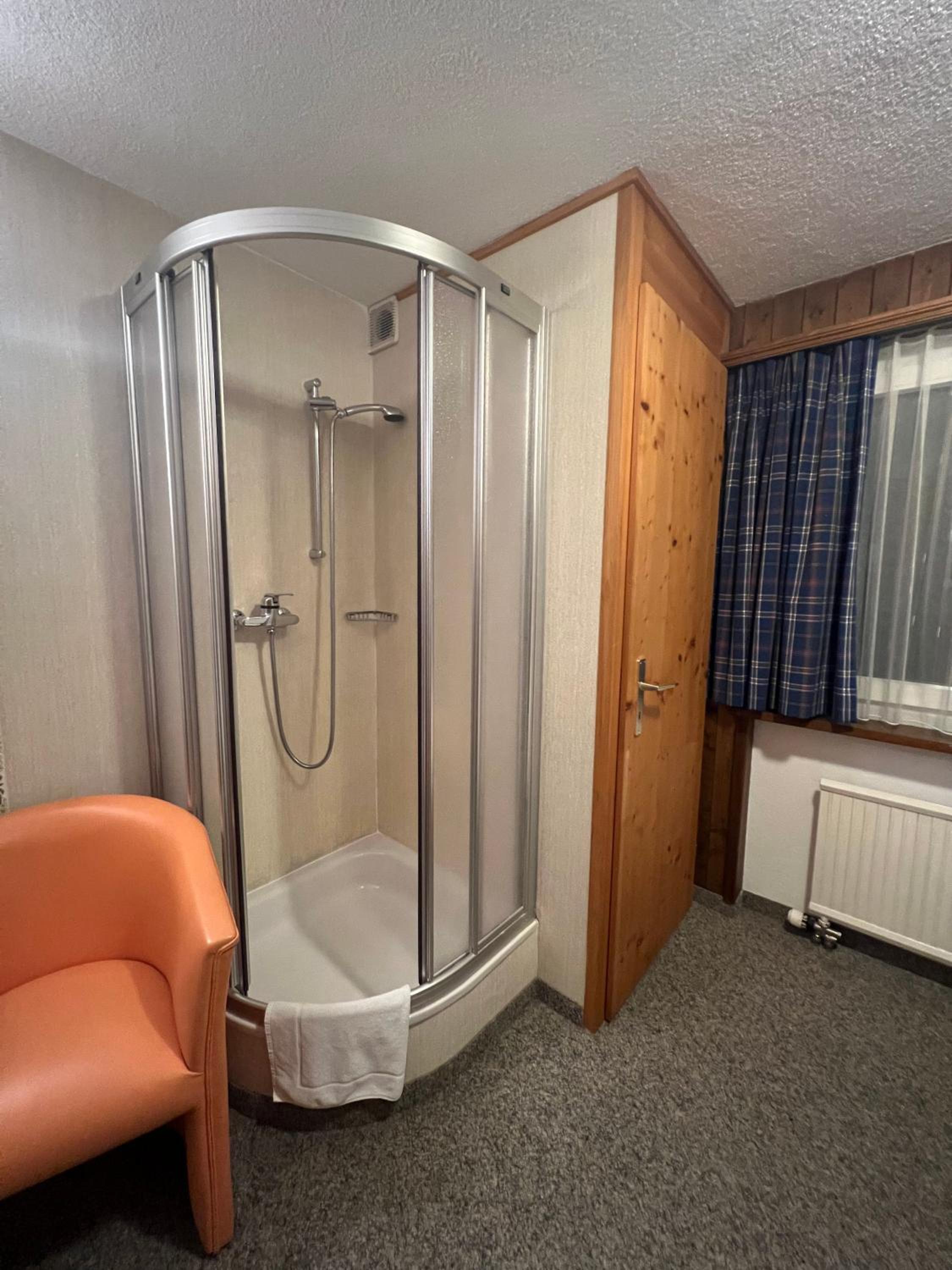 Romantic Room with private bathroom