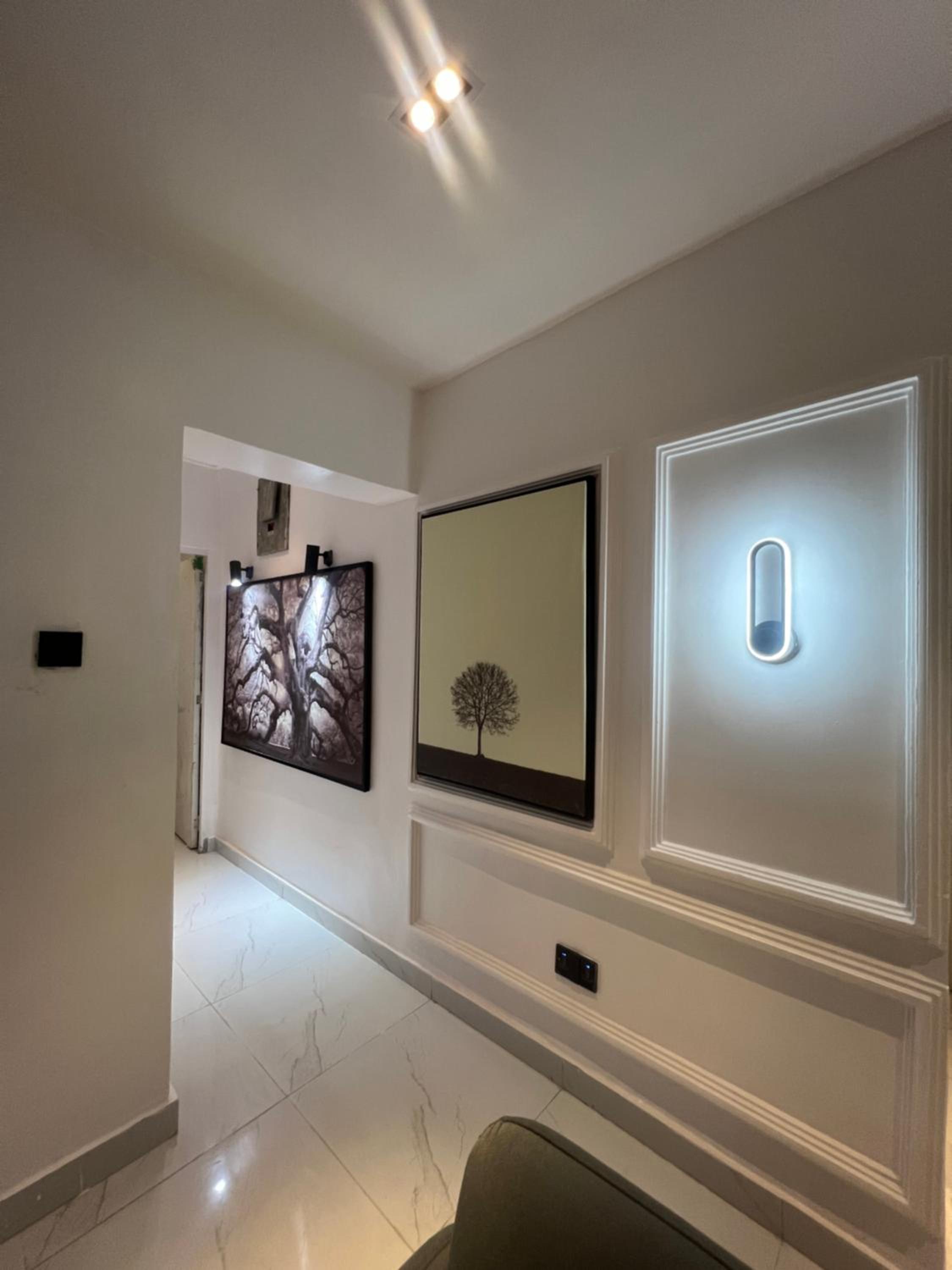 9 mins to giwa water park, open kitchen, digital shower view 2