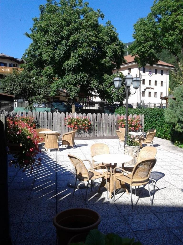 outdoor BBQ area