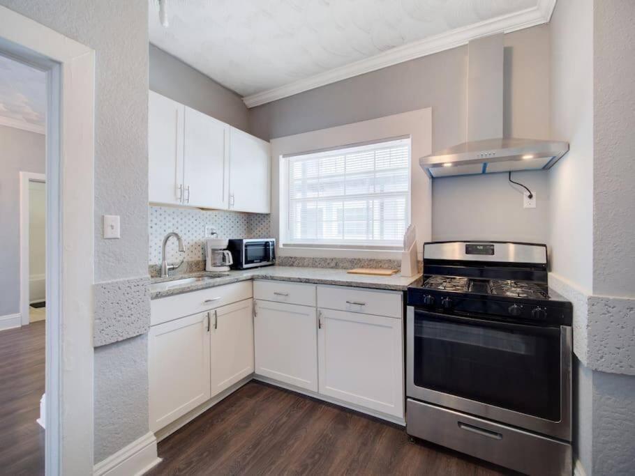 Modern Westshore
