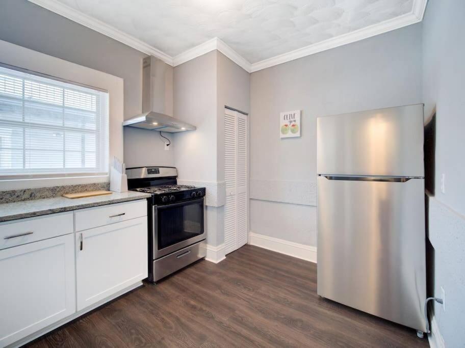 Modern Westshore