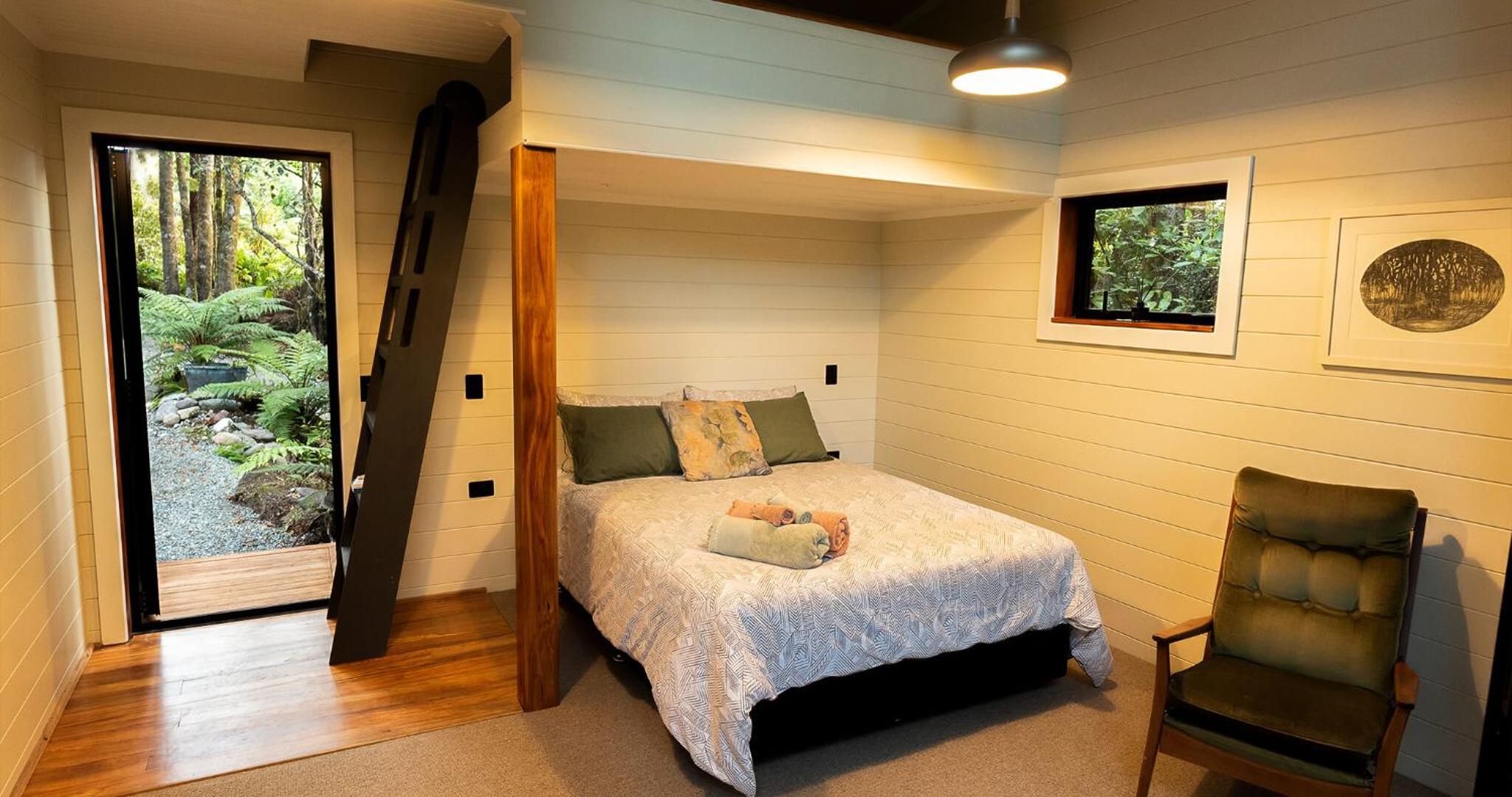 Te Aka Treehouse view 5