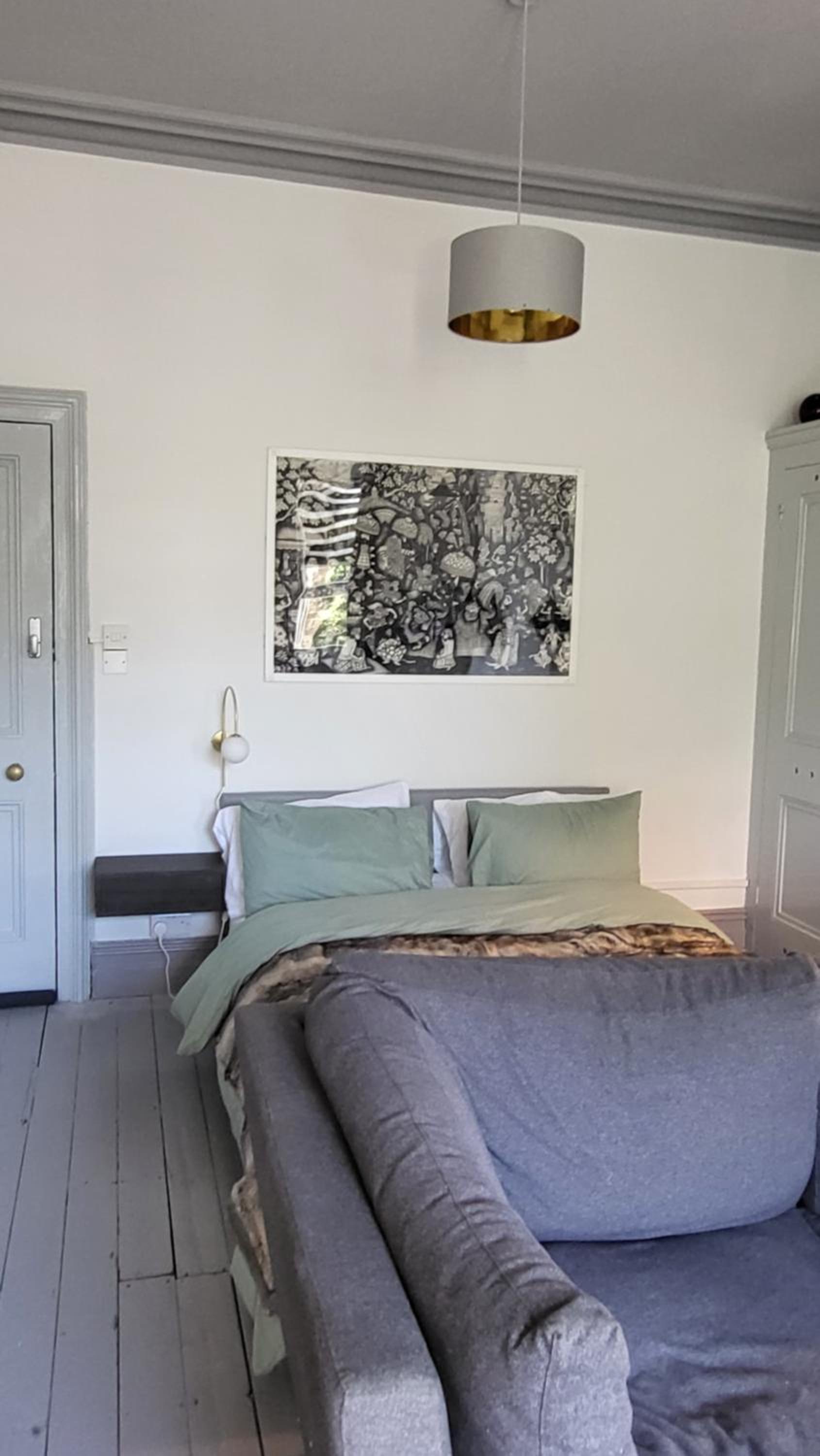 16 Big Comfy Studio - Great Location - Free Onsite Parking - Comfy Bed view 3