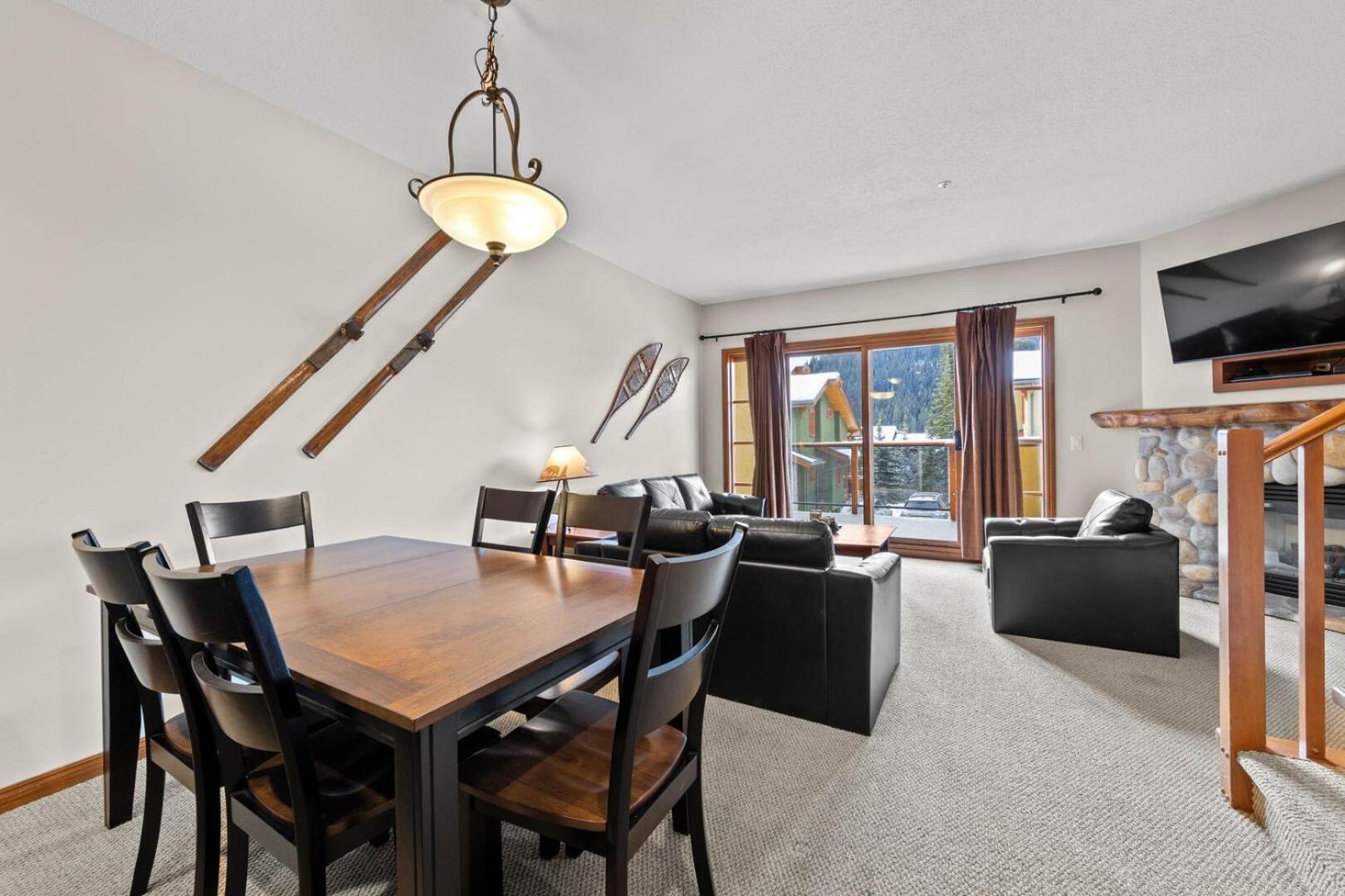Sun Peaks Vacations - Trails Edge 17 By Bear Country - Property Image 11