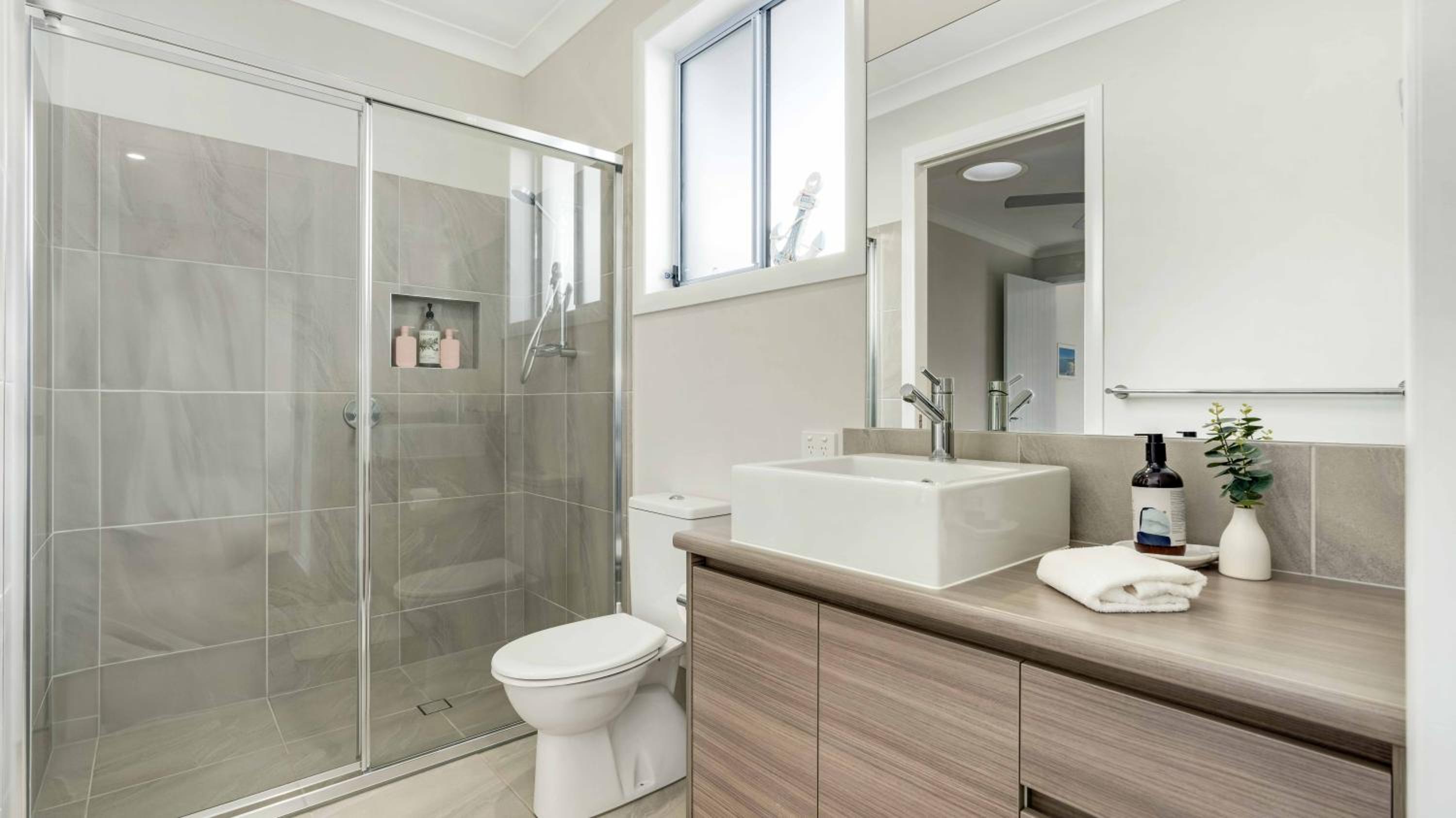 Cabarita Reef House - Pool, Lake, Beach & AC!
