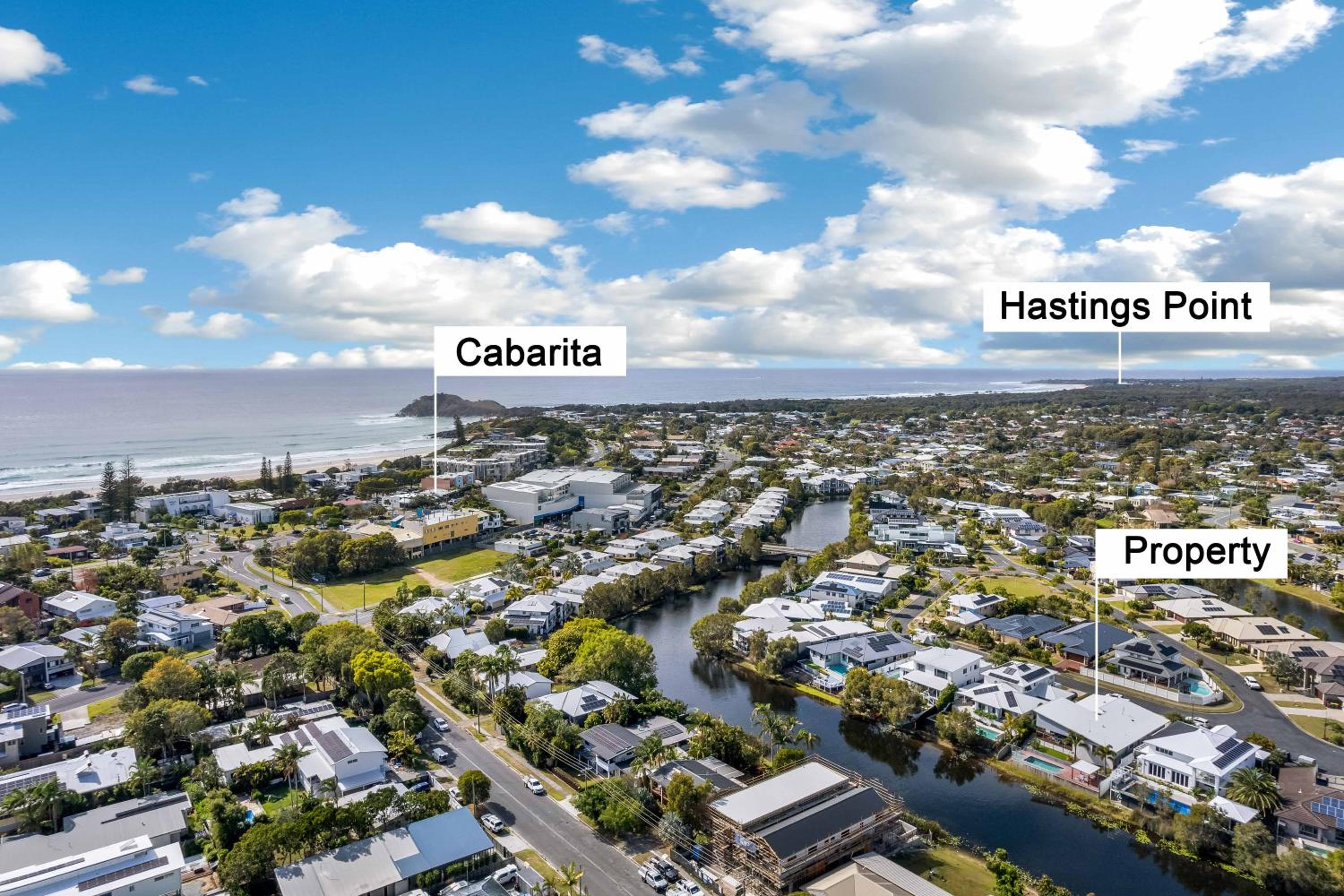 Cabarita Reef House - Pool, Lake, Beach & AC!