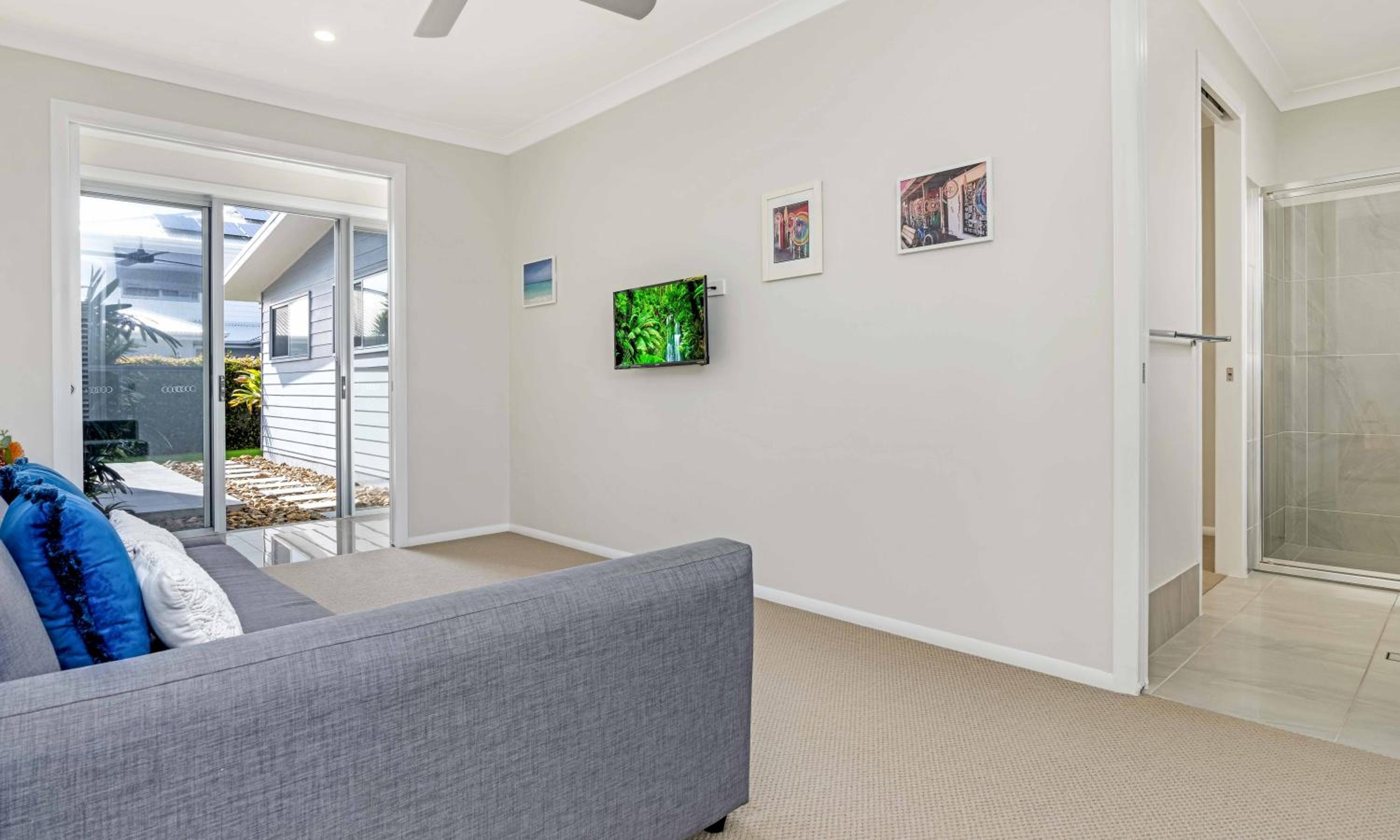 Cabarita Reef House - Pool, Lake, Beach & AC!