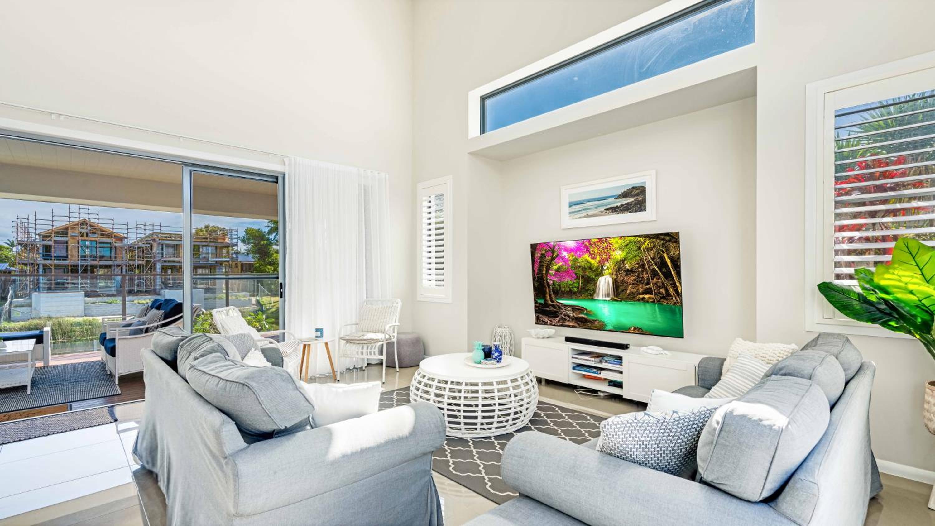 Cabarita Reef House - Pool, Lake, Beach & AC!