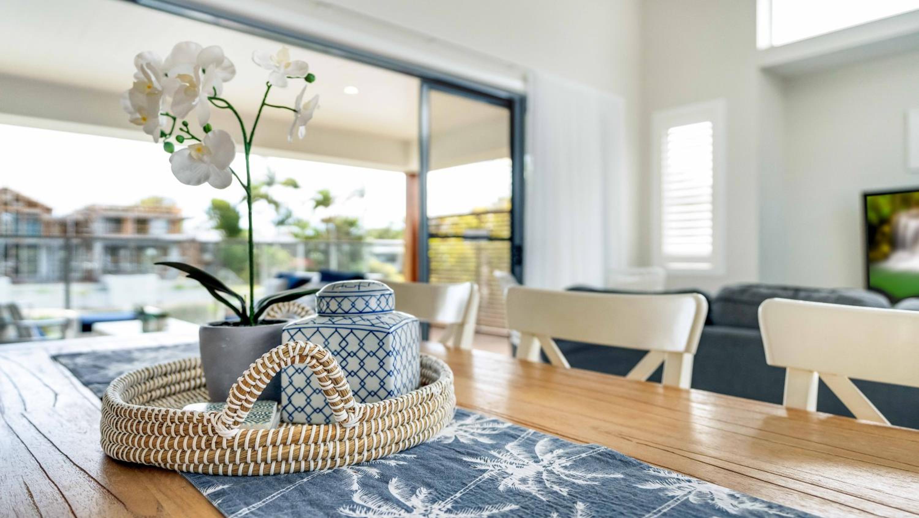 Cabarita Reef House - Pool, Lake, Beach & AC!