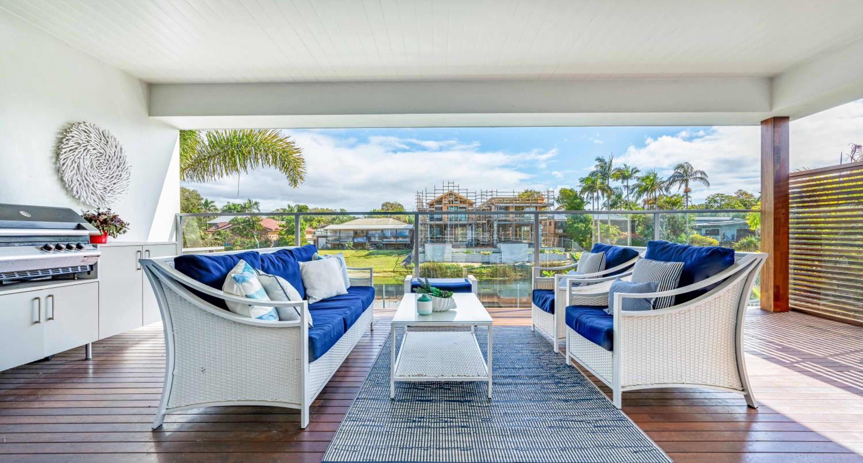 Cabarita Reef House - Pool, Lake, Beach & AC!