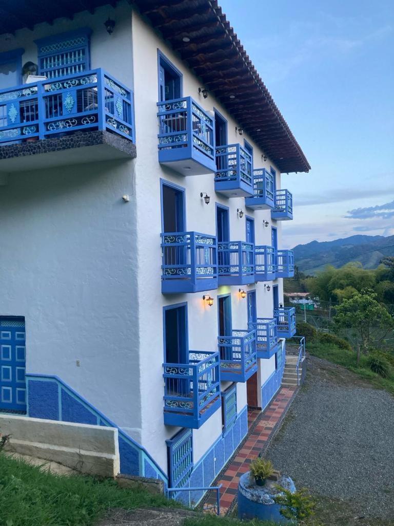 Apartahotel Villa Carolina 4