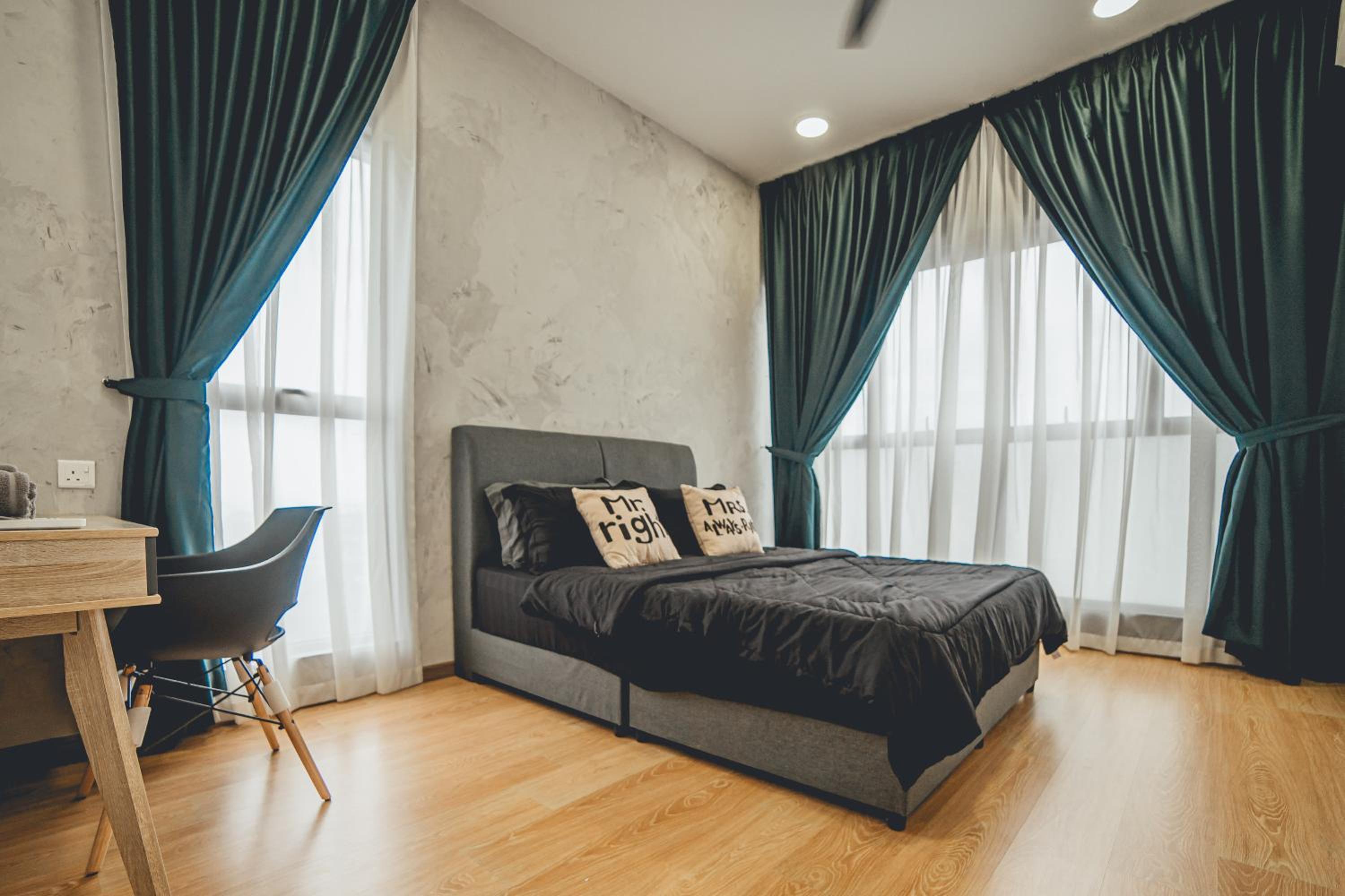 Danga Bay SeaView 3BR BigBalcony by Our Stay