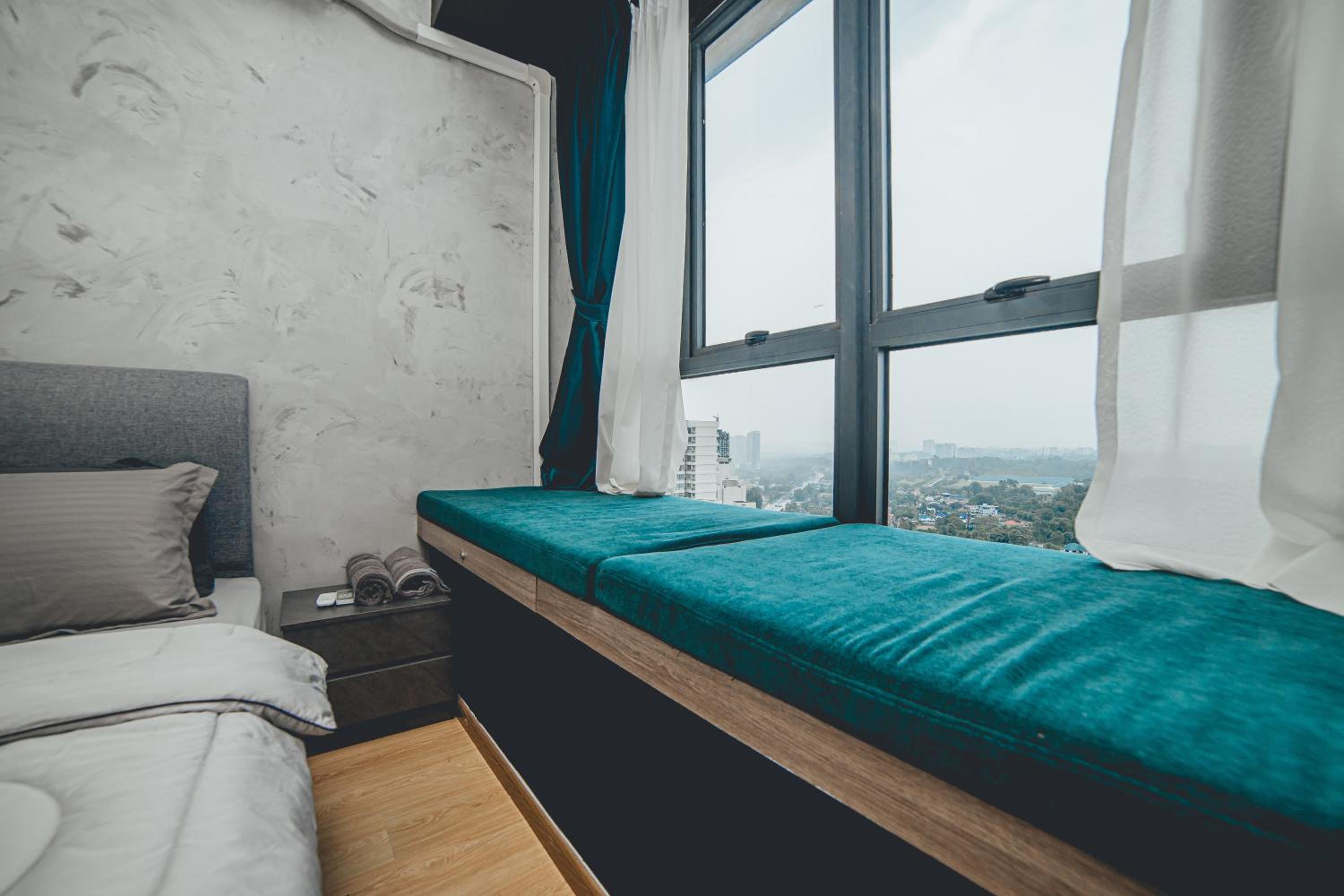 Danga Bay SeaView 3BR BigBalcony by Our Stay
