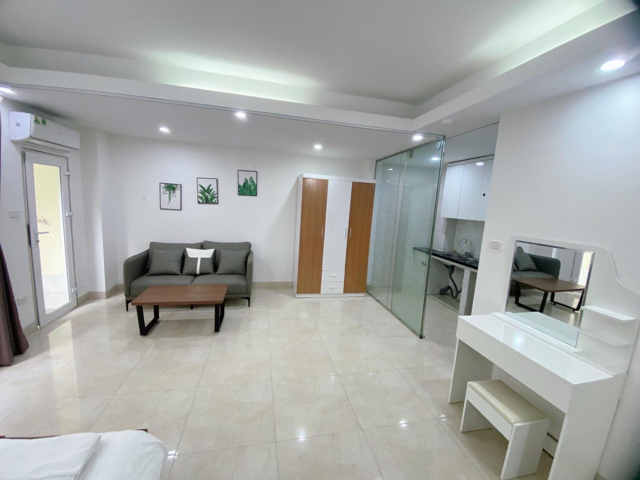 Era Apartment Xa Dan