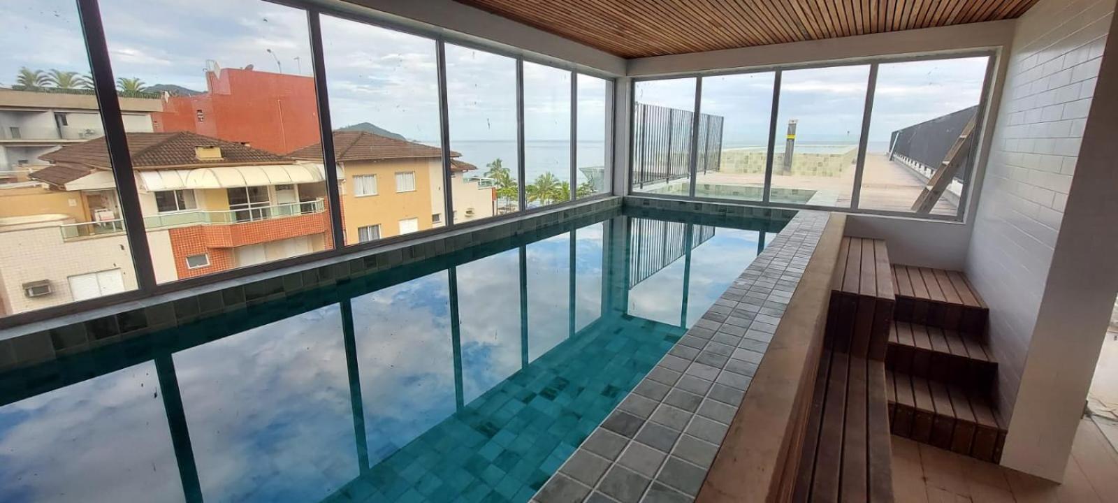 Apartamento com Piscina na Cobertura e Vista Panoramica do Mar da PRAIA GRANDE