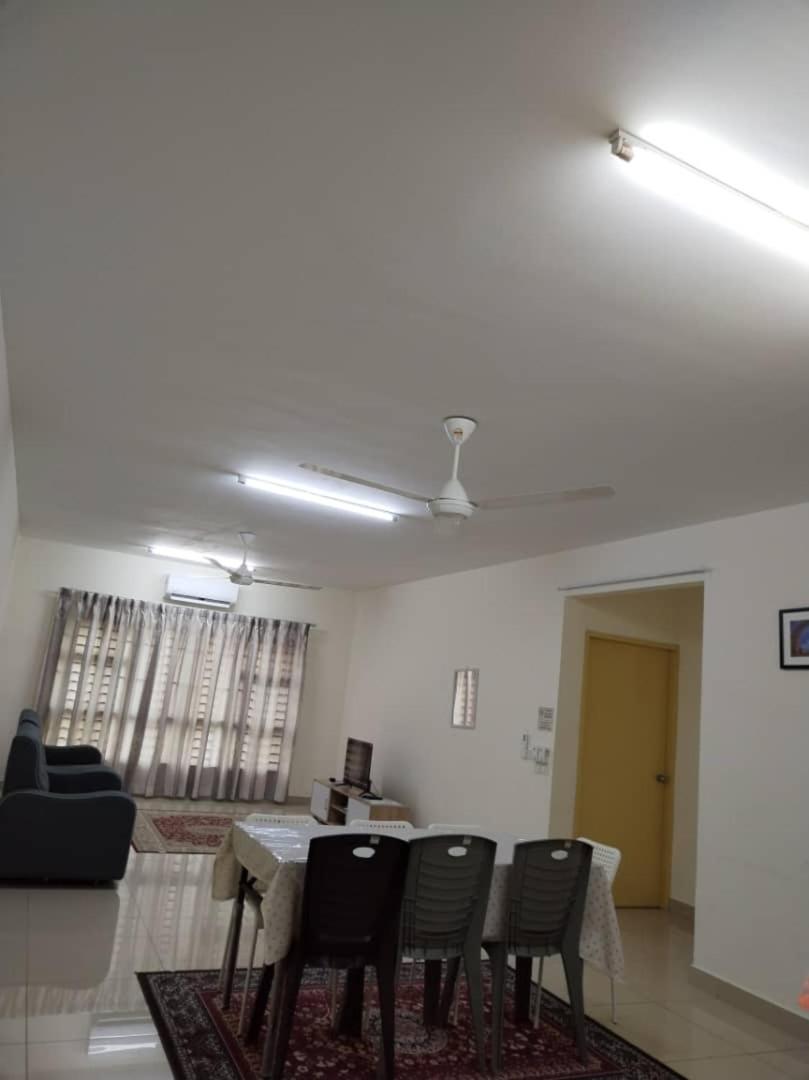 Abie's Homestay Putrajaya view 5