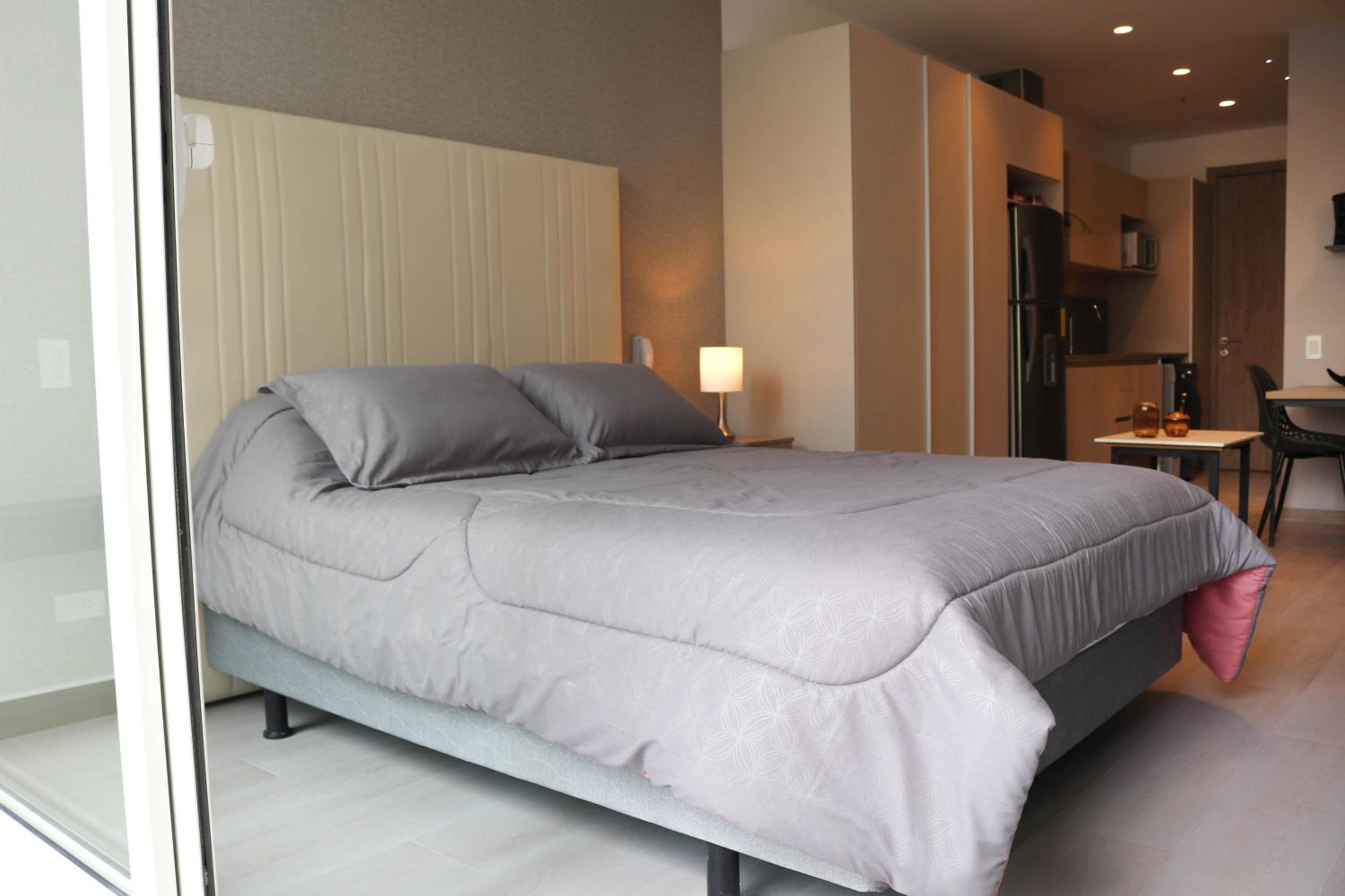 Vatten Studios and Suites by Check in EC view 2