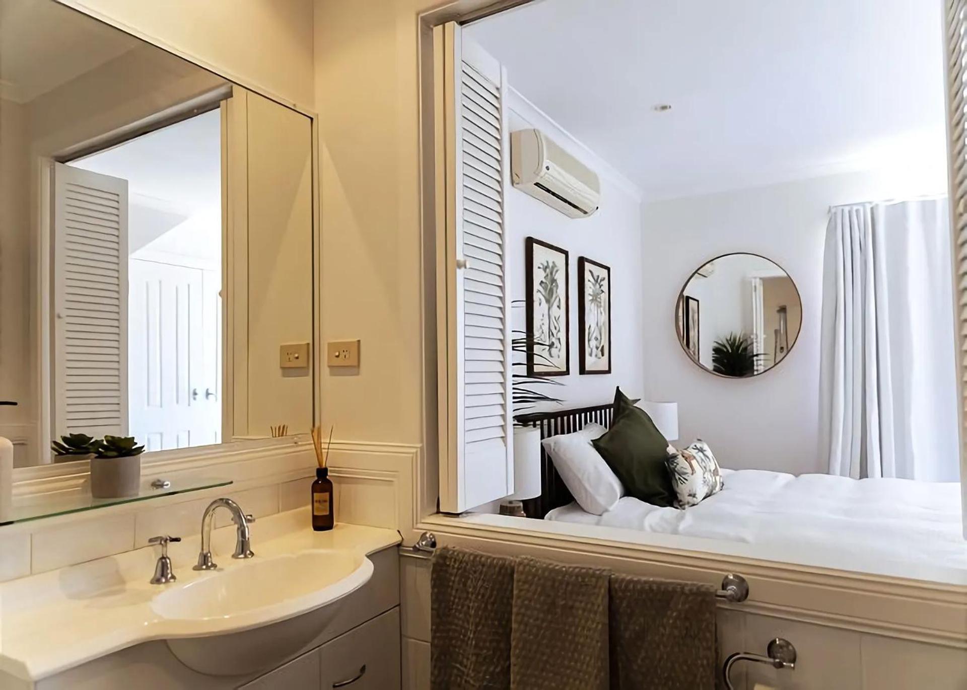 Casa Tropicana Villa with Ocean Views - Steps from Beach Surfs Up!