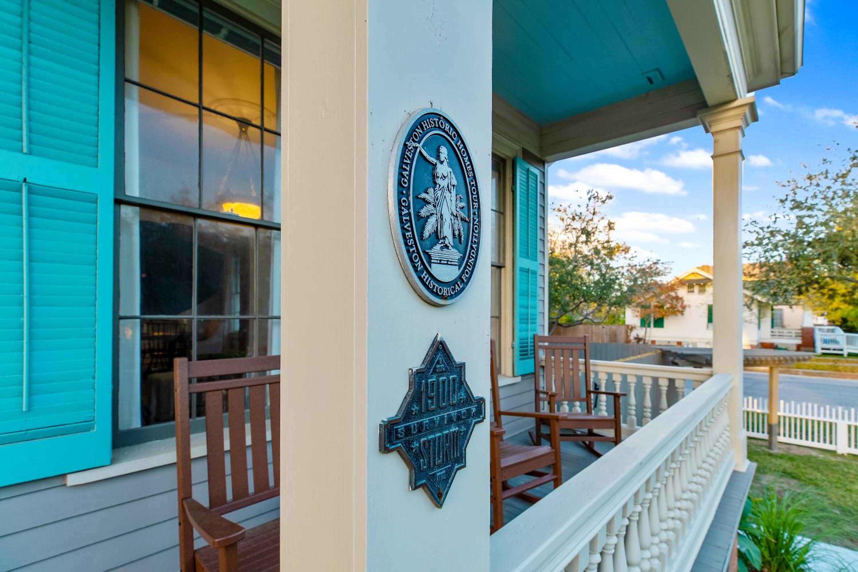 Historic 1871 Coastal Breeze with Heated Pool - Restoring Galveston, photo 27