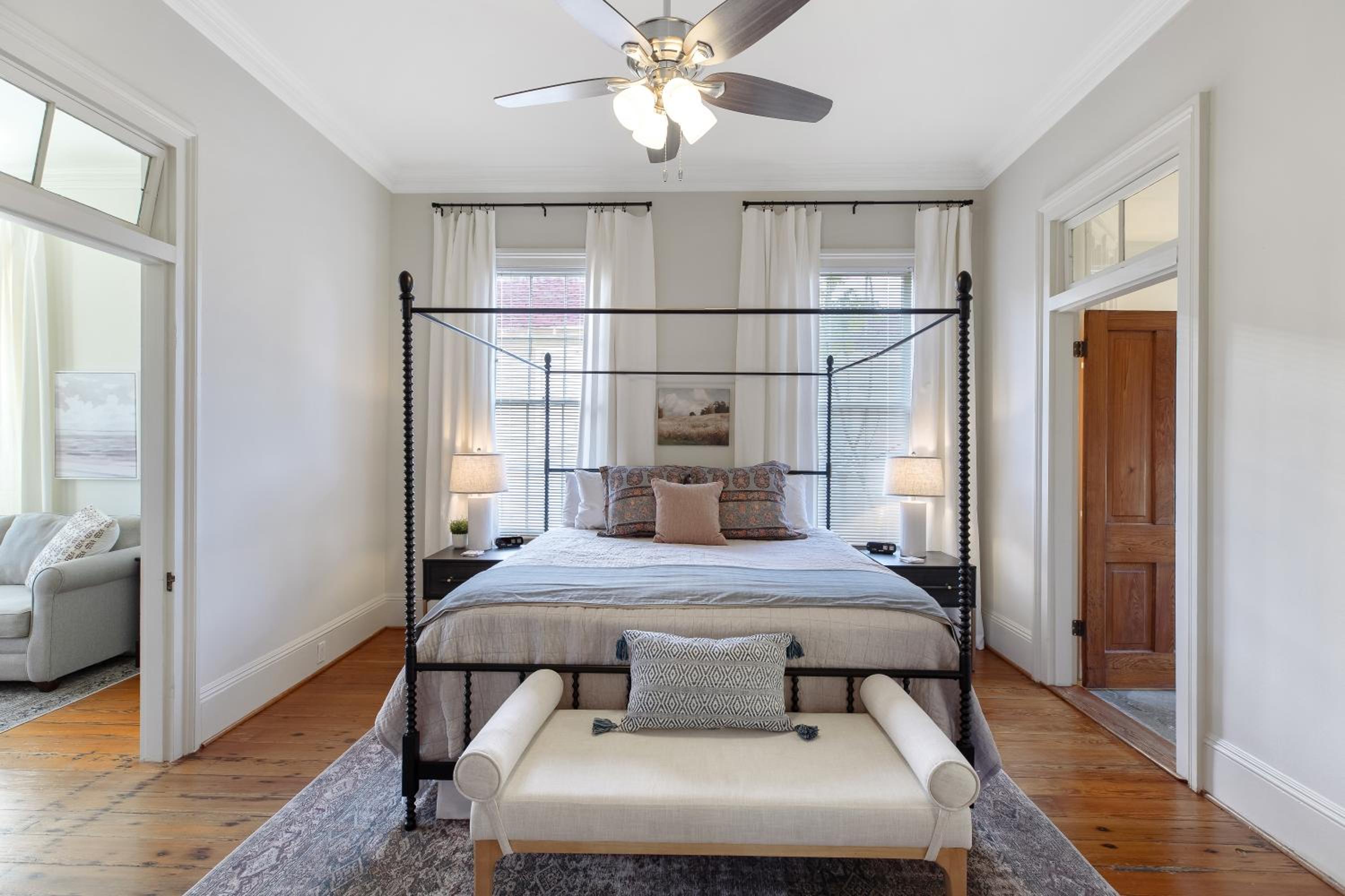 Historic 1871 Coastal Breeze with Heated Pool - Restoring Galveston