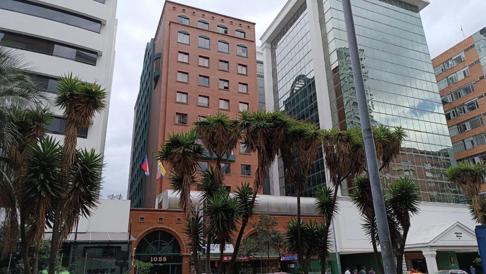 La Carolina República del Salvador Quito