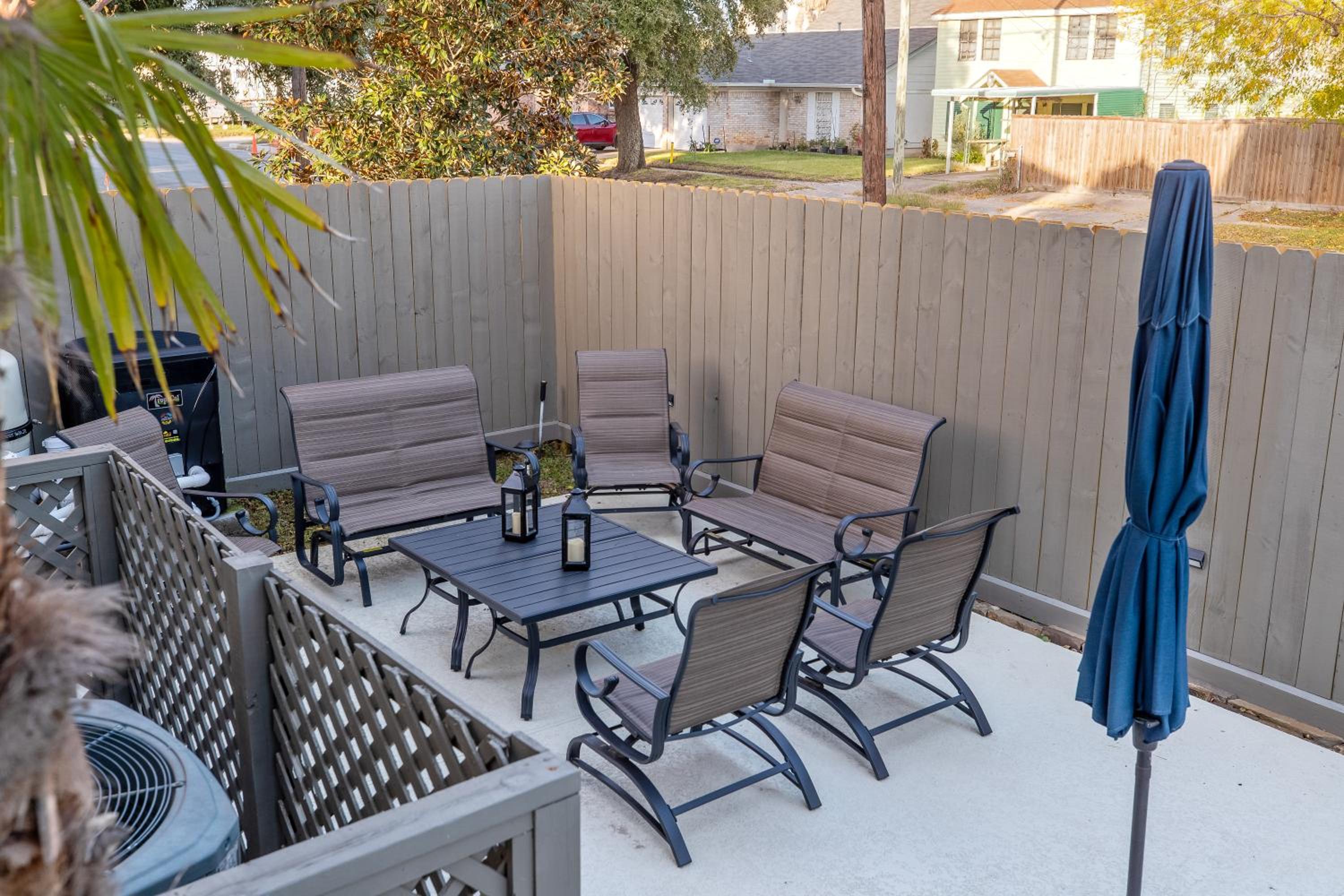 Historic 1871 Coastal Breeze with Heated Pool - Restoring Galveston, photo 33