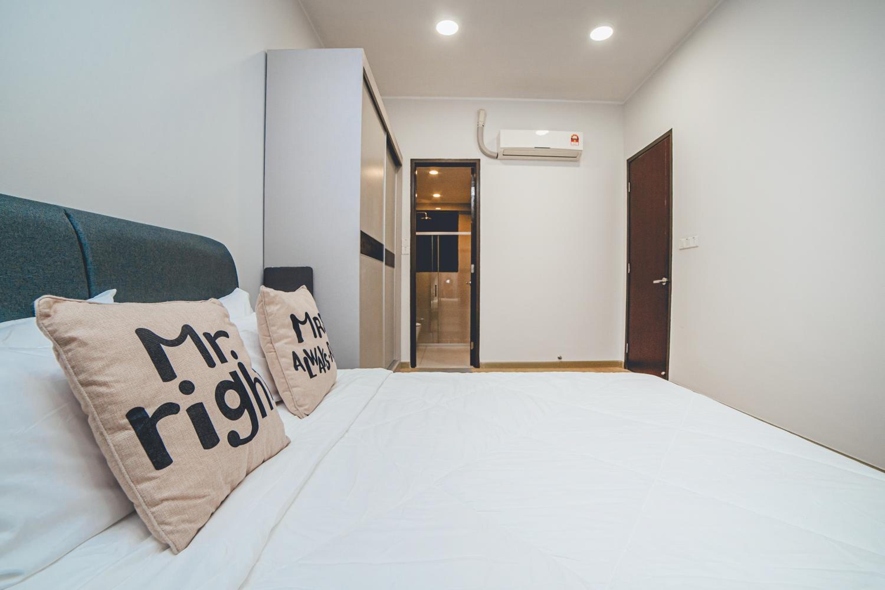 Amberside Comfy Stay 3BR in Danga Bay by Our Stay