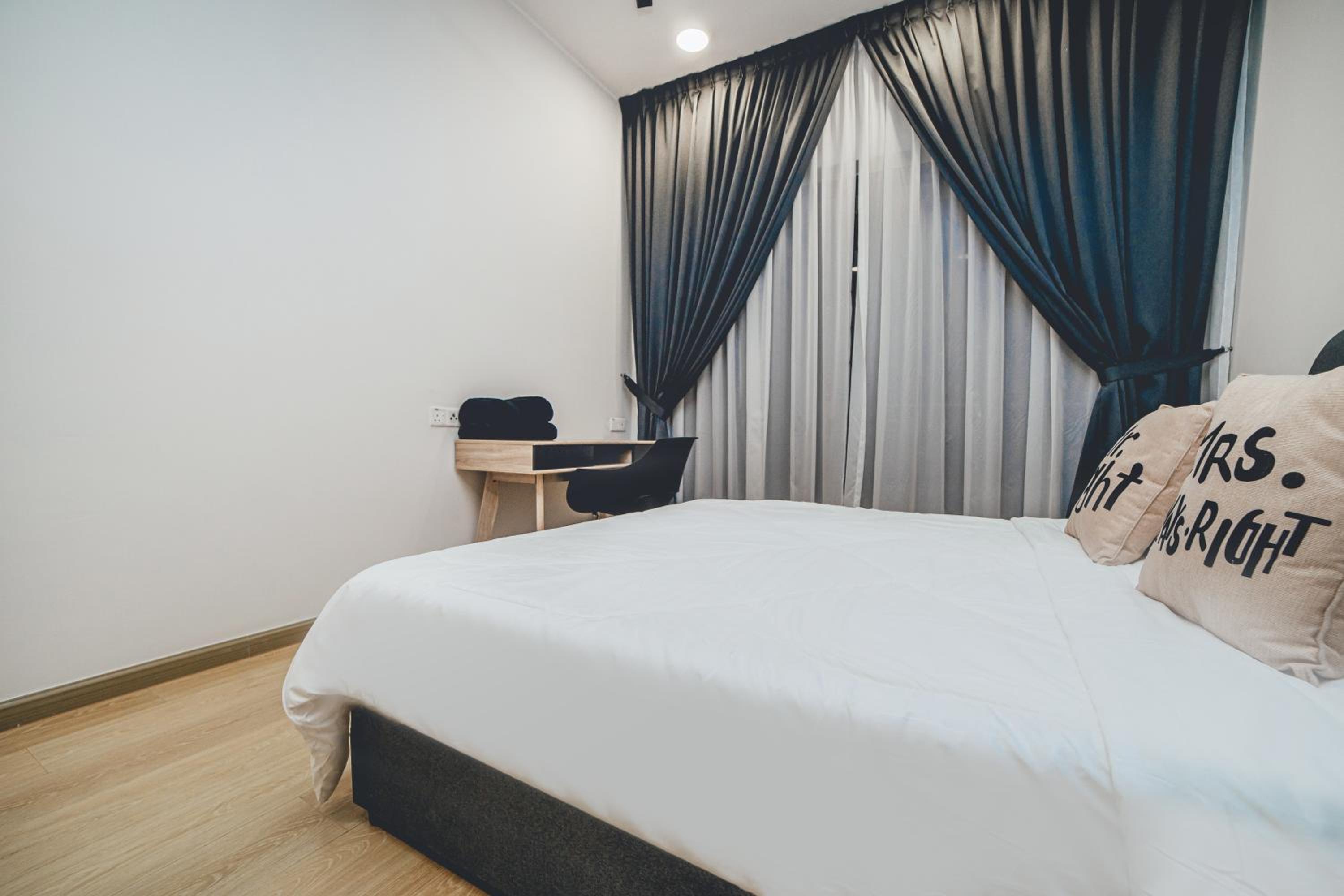 Amberside Comfy Stay 3BR in Danga Bay by Our Stay