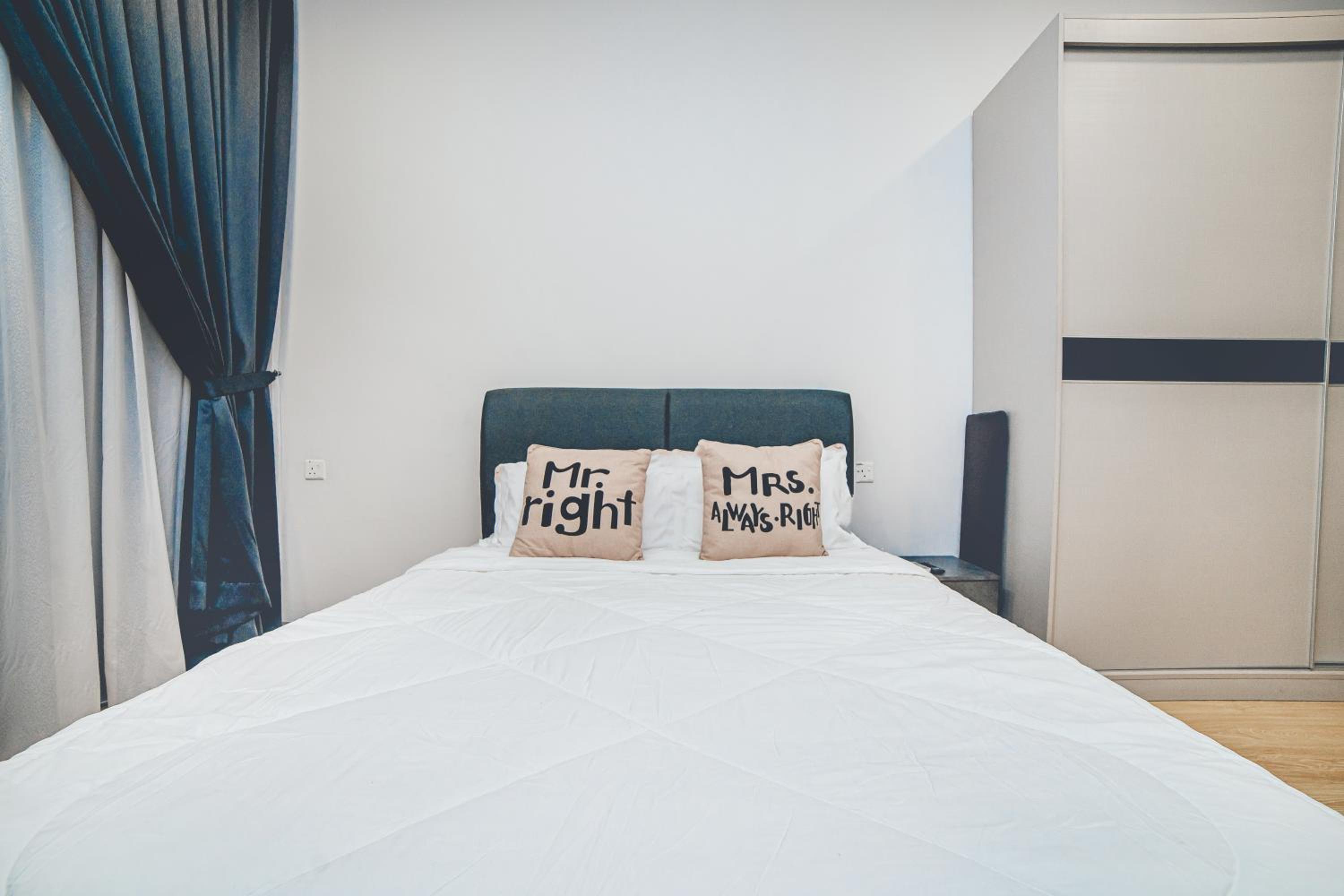 Amberside Comfy Stay 3BR in Danga Bay by Our Stay