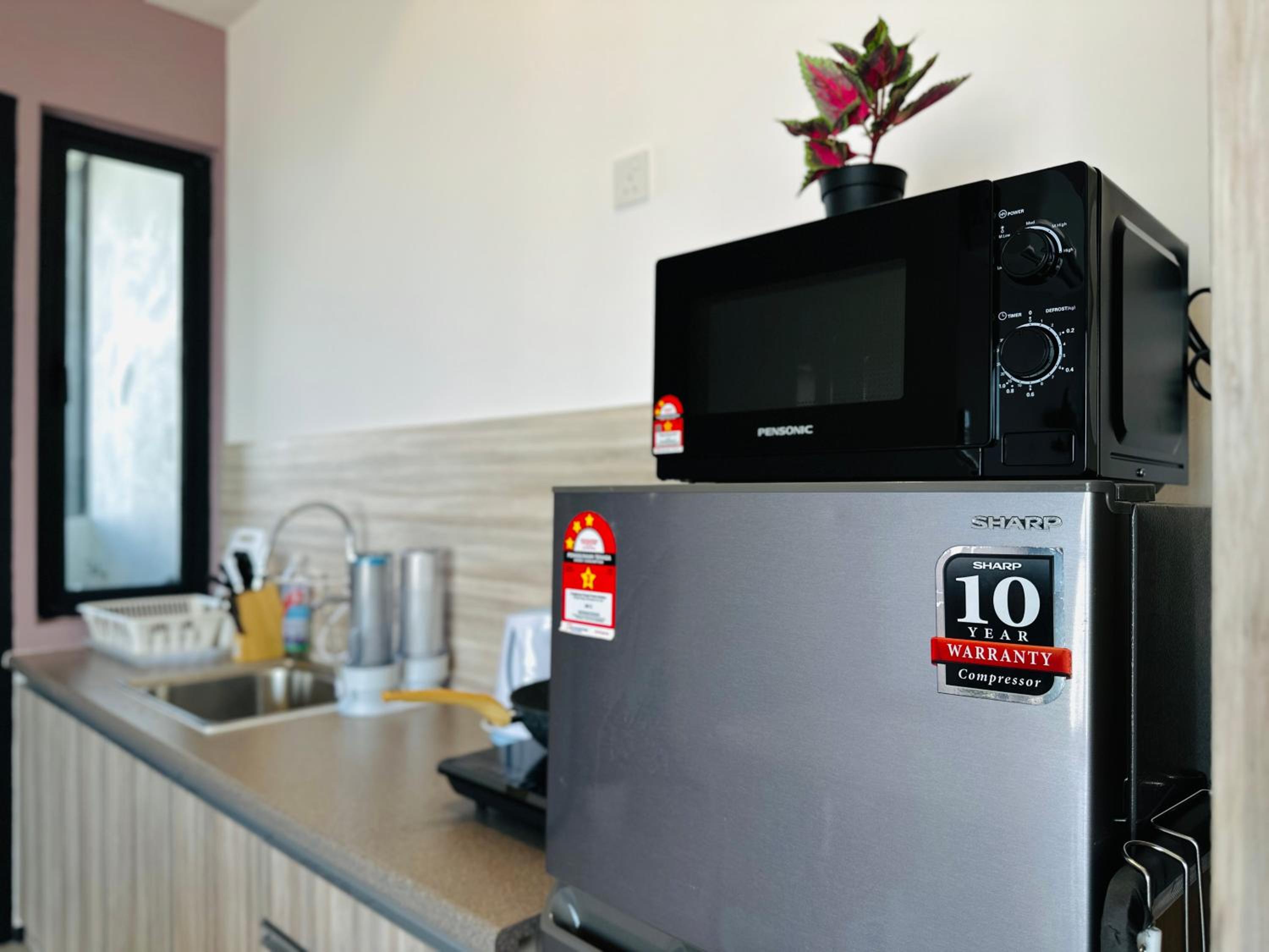 New Comfy Urban Suite Homestay at Georgetown for family by Urban Staycations LOD COSY photo 8