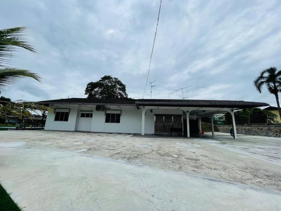GreenPine Kota Tinggi Homestay