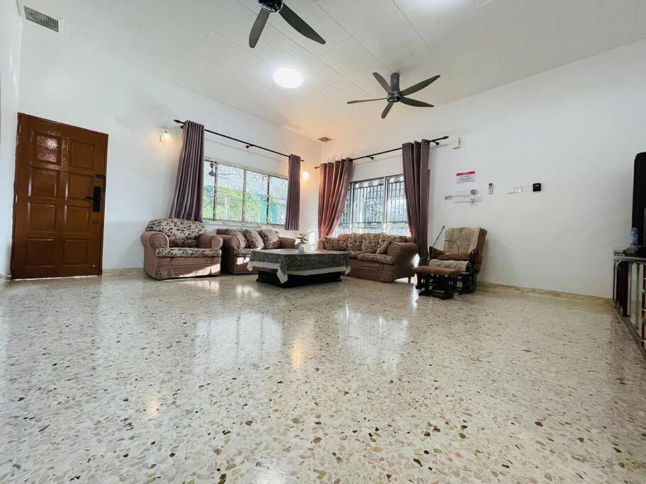 GreenPine Kota Tinggi Homestay