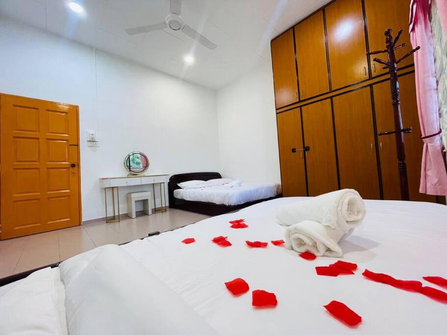 GreenPine Kota Tinggi Homestay