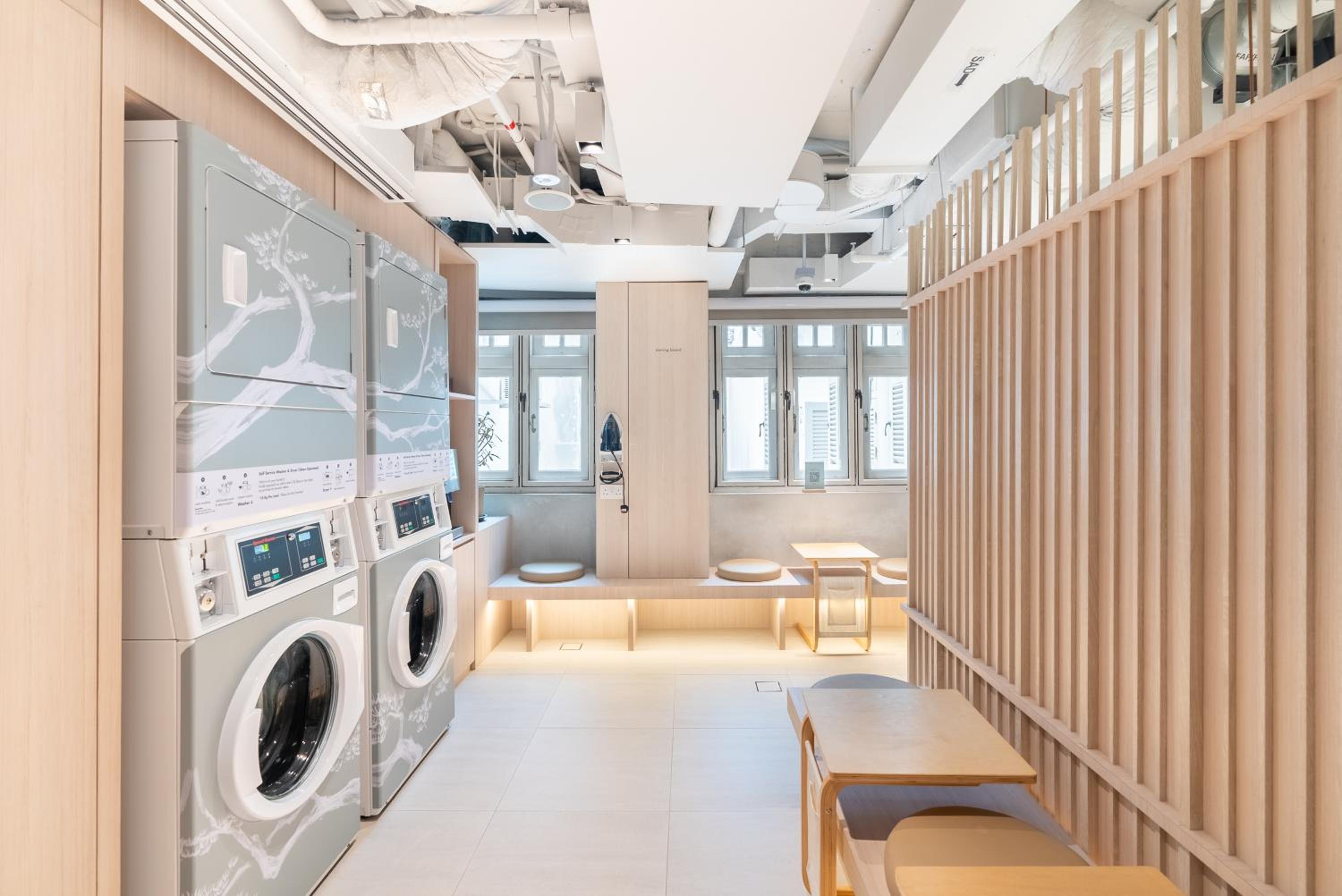 Jyu Capsule Hotel