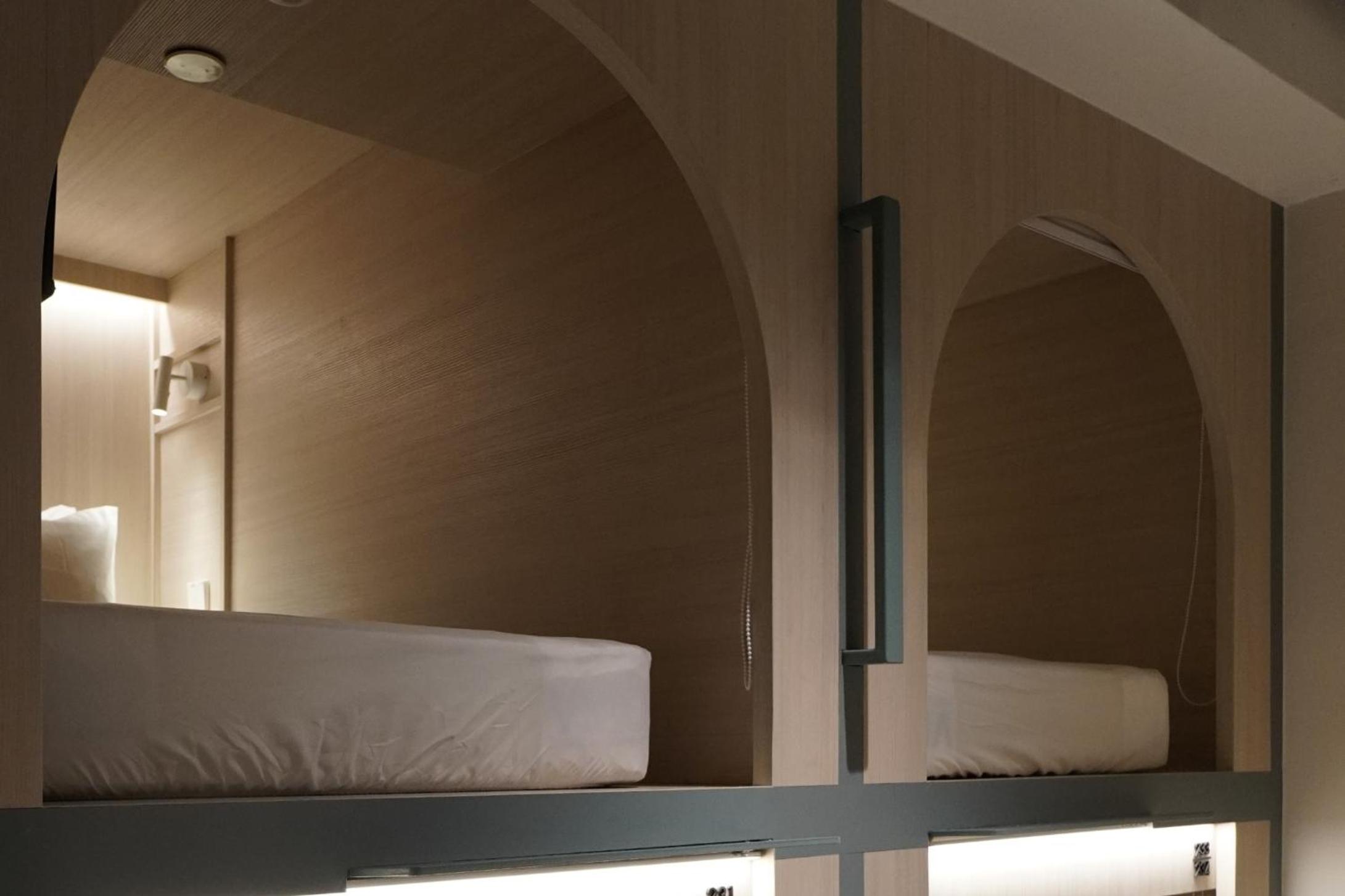 Jyu Capsule Hotel