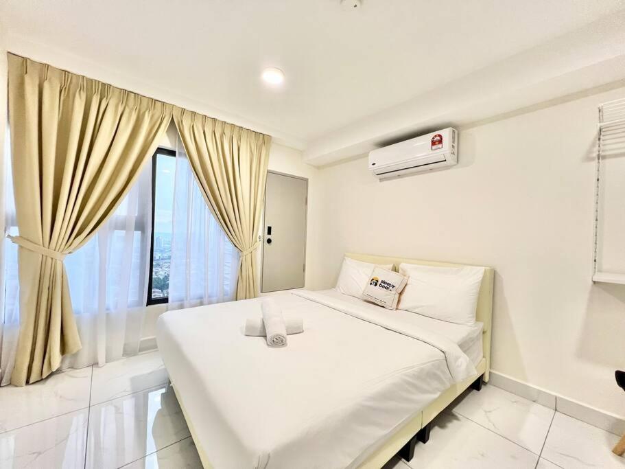 Arte Cheras by Sleepy Bear
